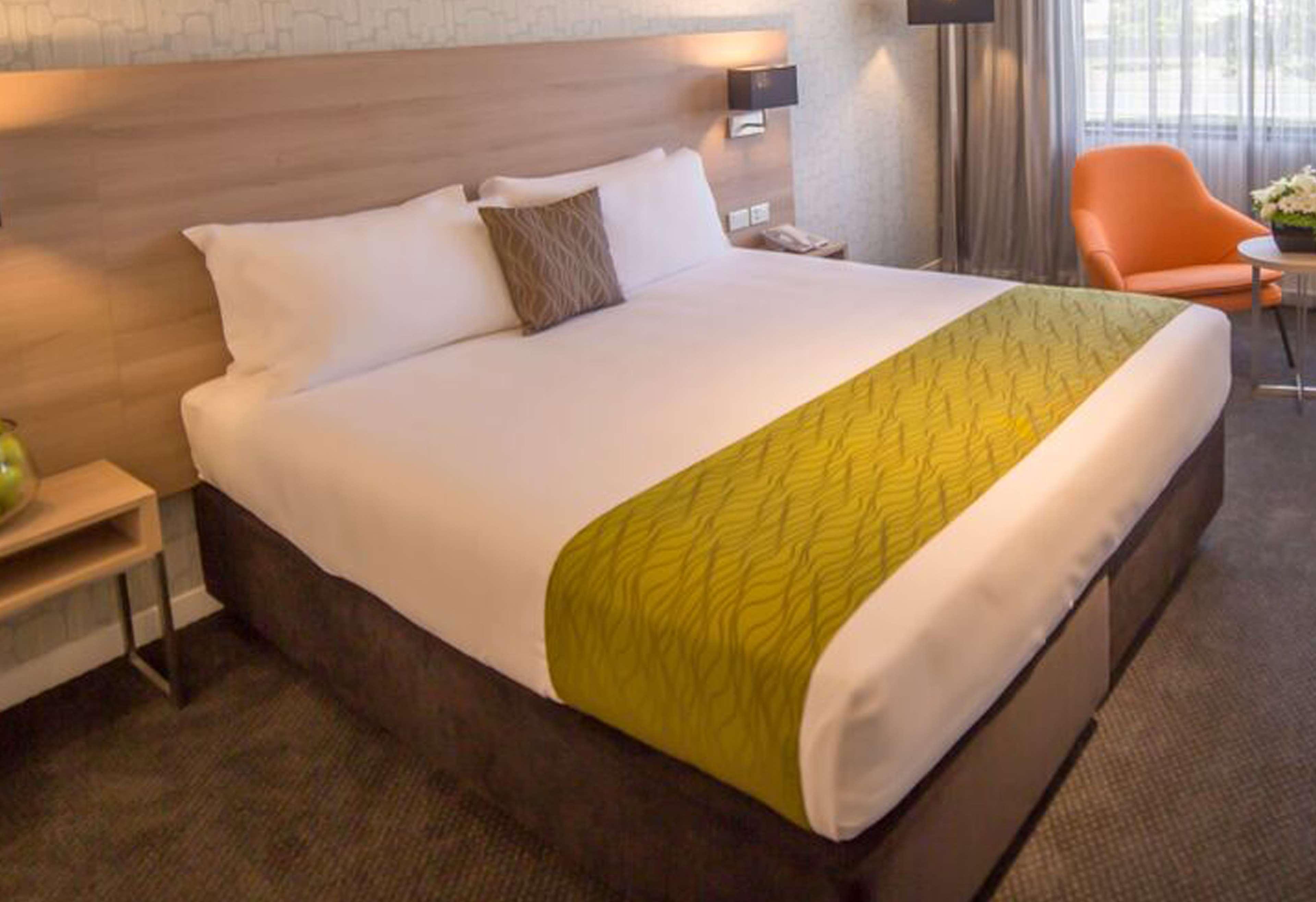 Double Accessible King Size Bed