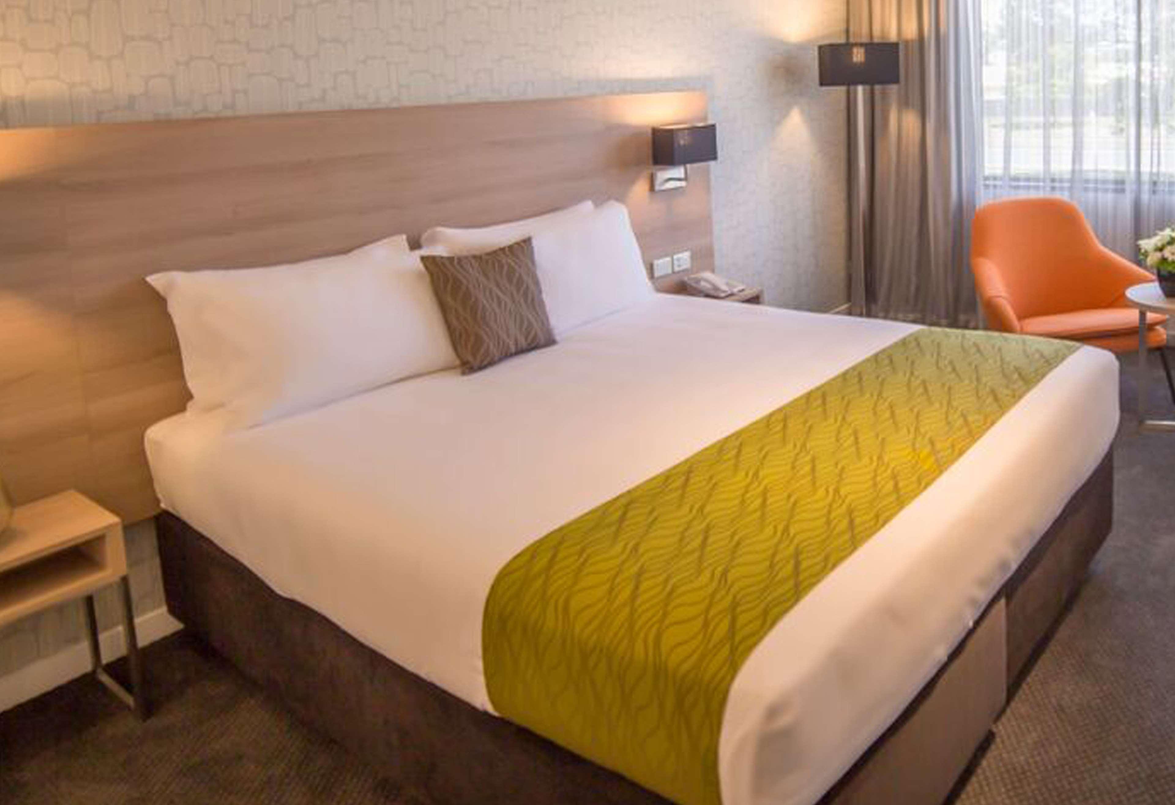 Double Accessible King Size Bed