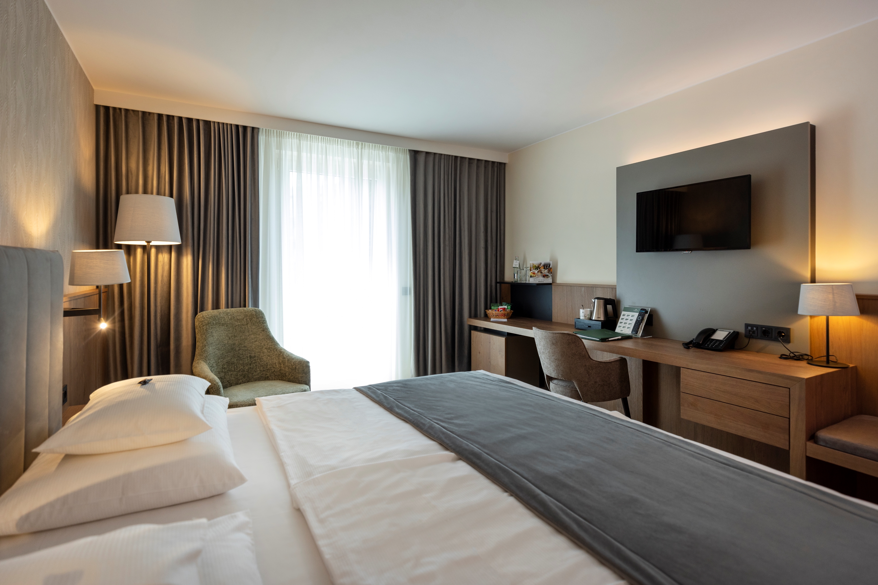 Double or Twin Deluxe