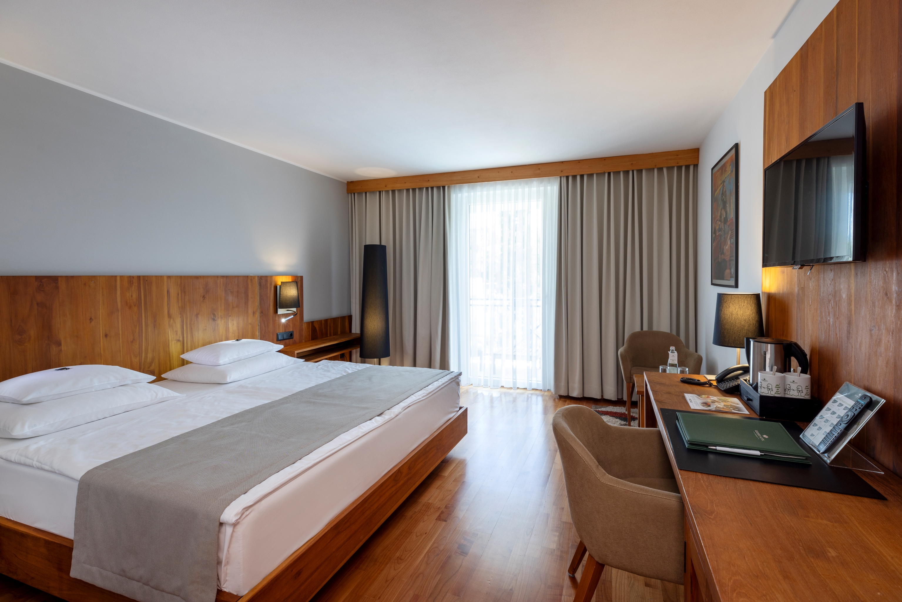 Double or Twin Deluxe