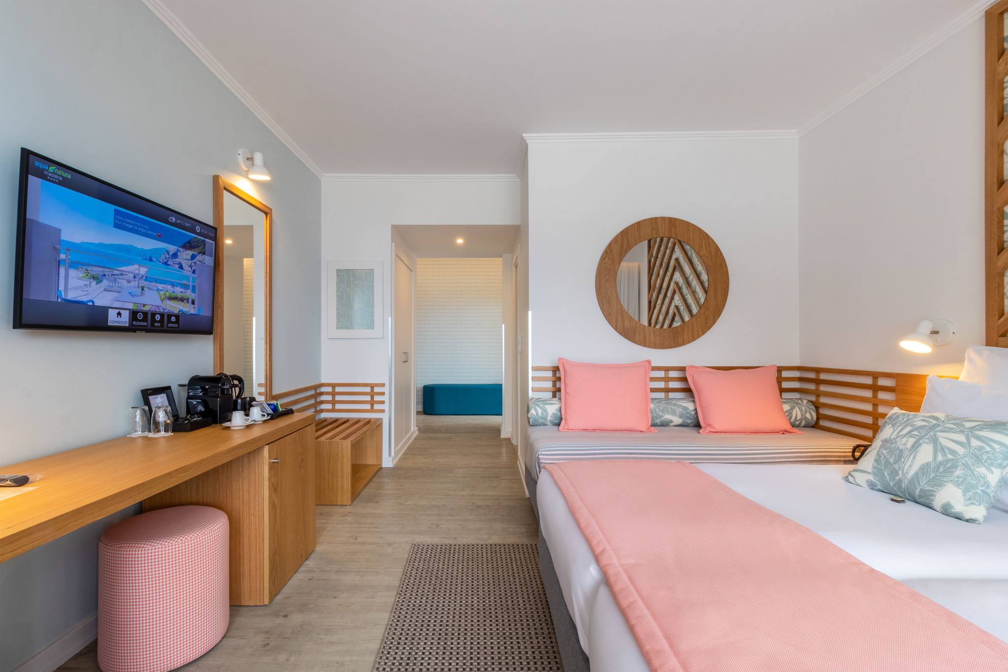 Double or Twin Deluxe Sea View