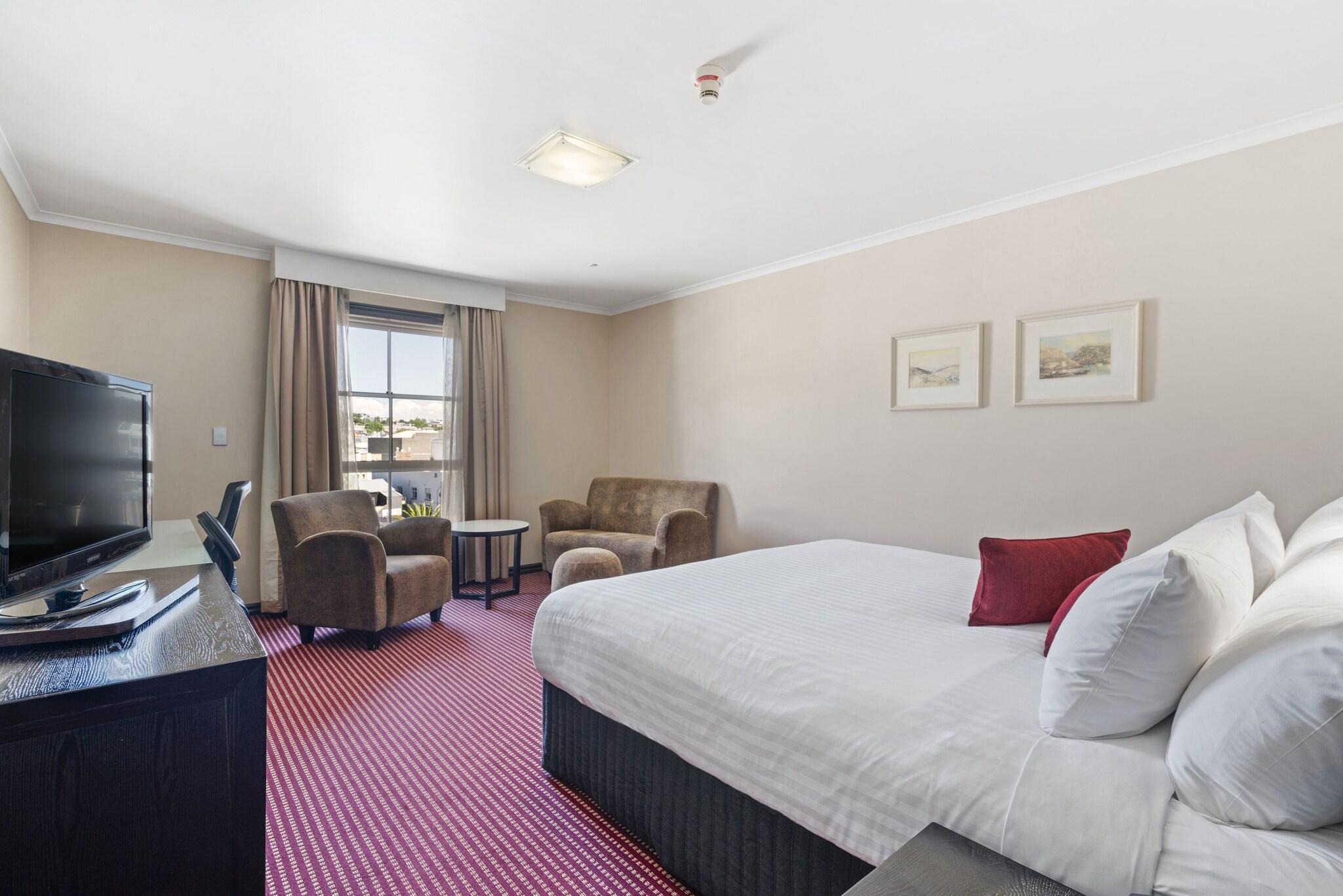 Family Room Three Beds