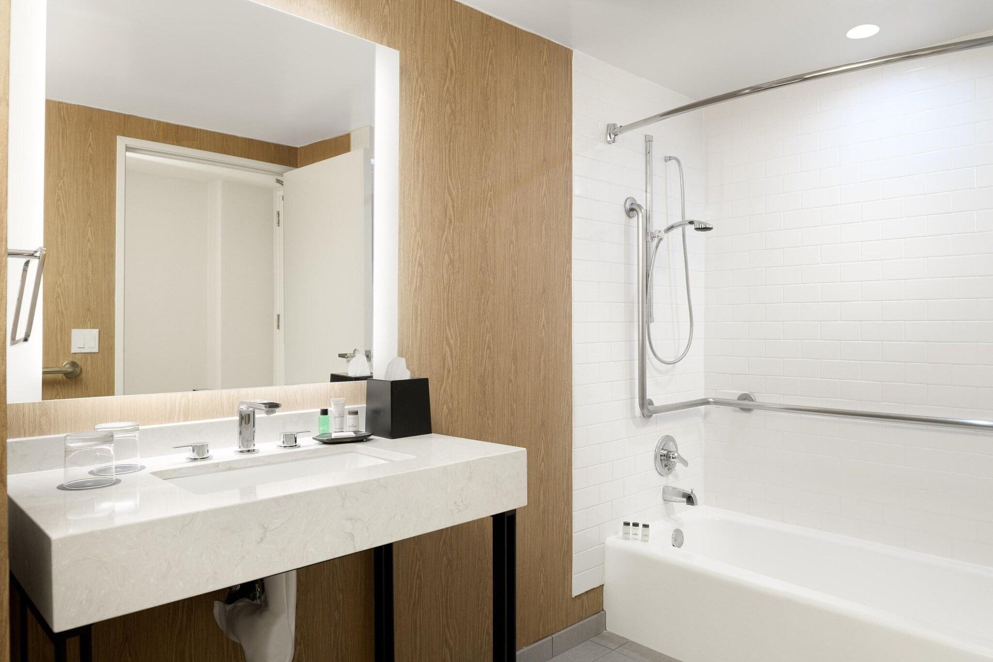 Junior Suite King Size Bed