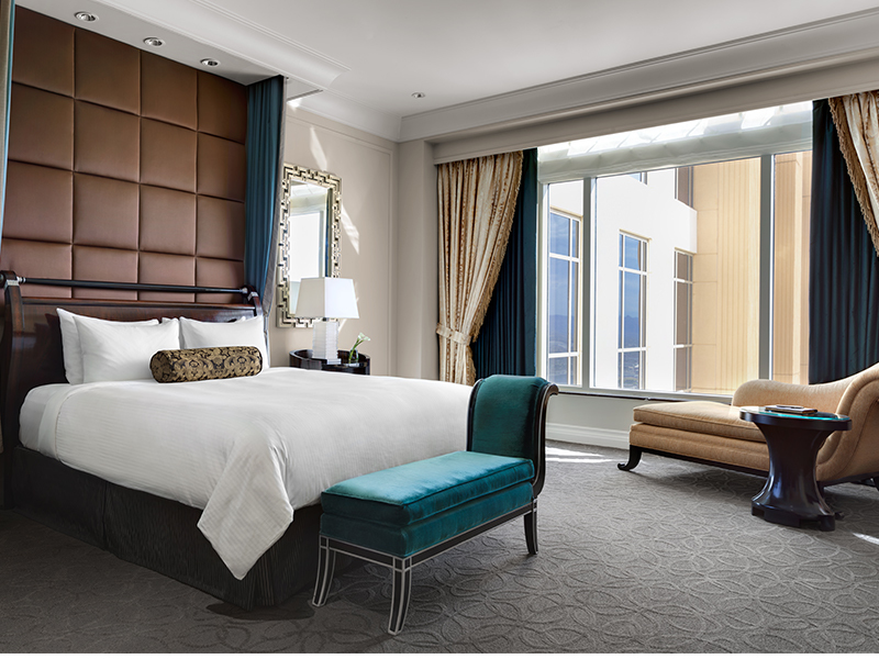 Suite Luxury City View