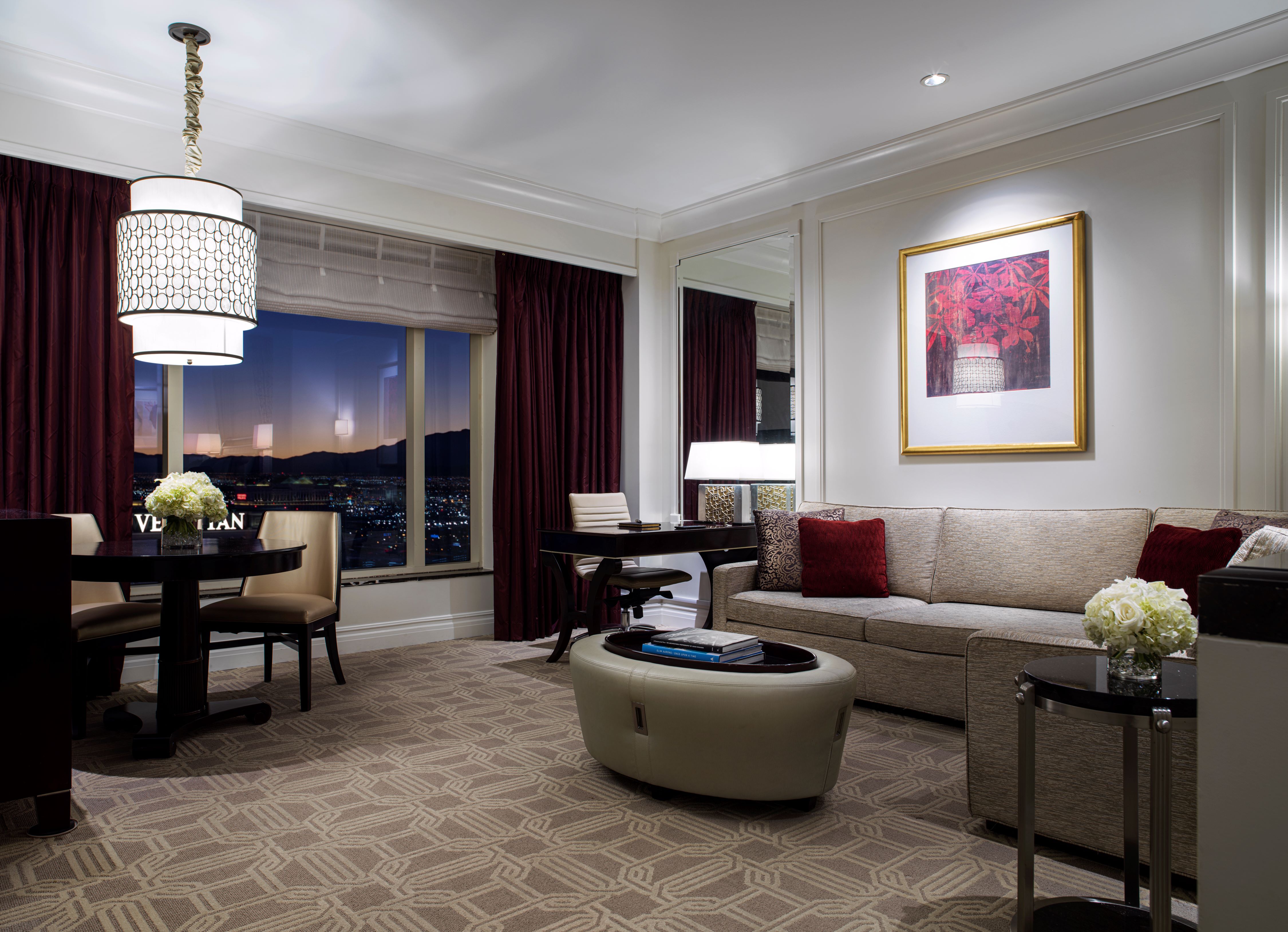 Suite Deluxe with Views