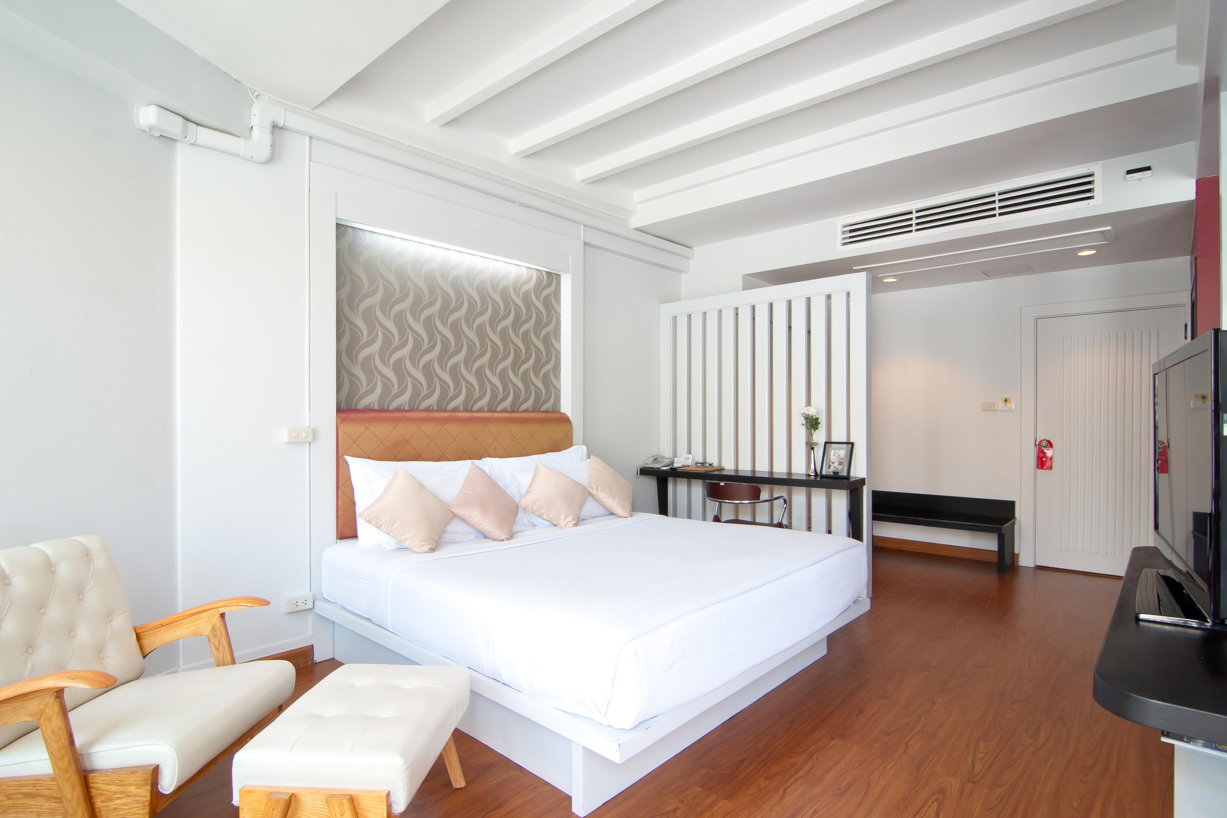 Double or Twin Deluxe