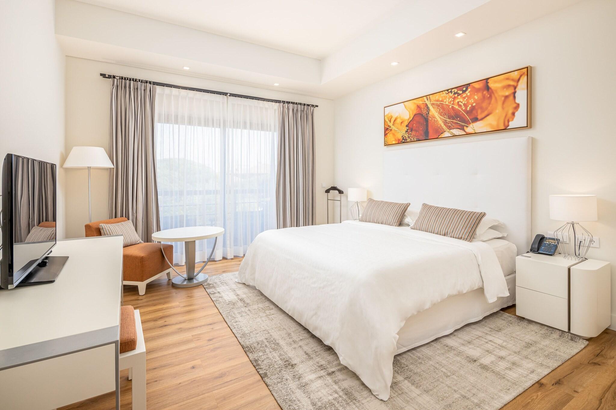 Double Premium with Views