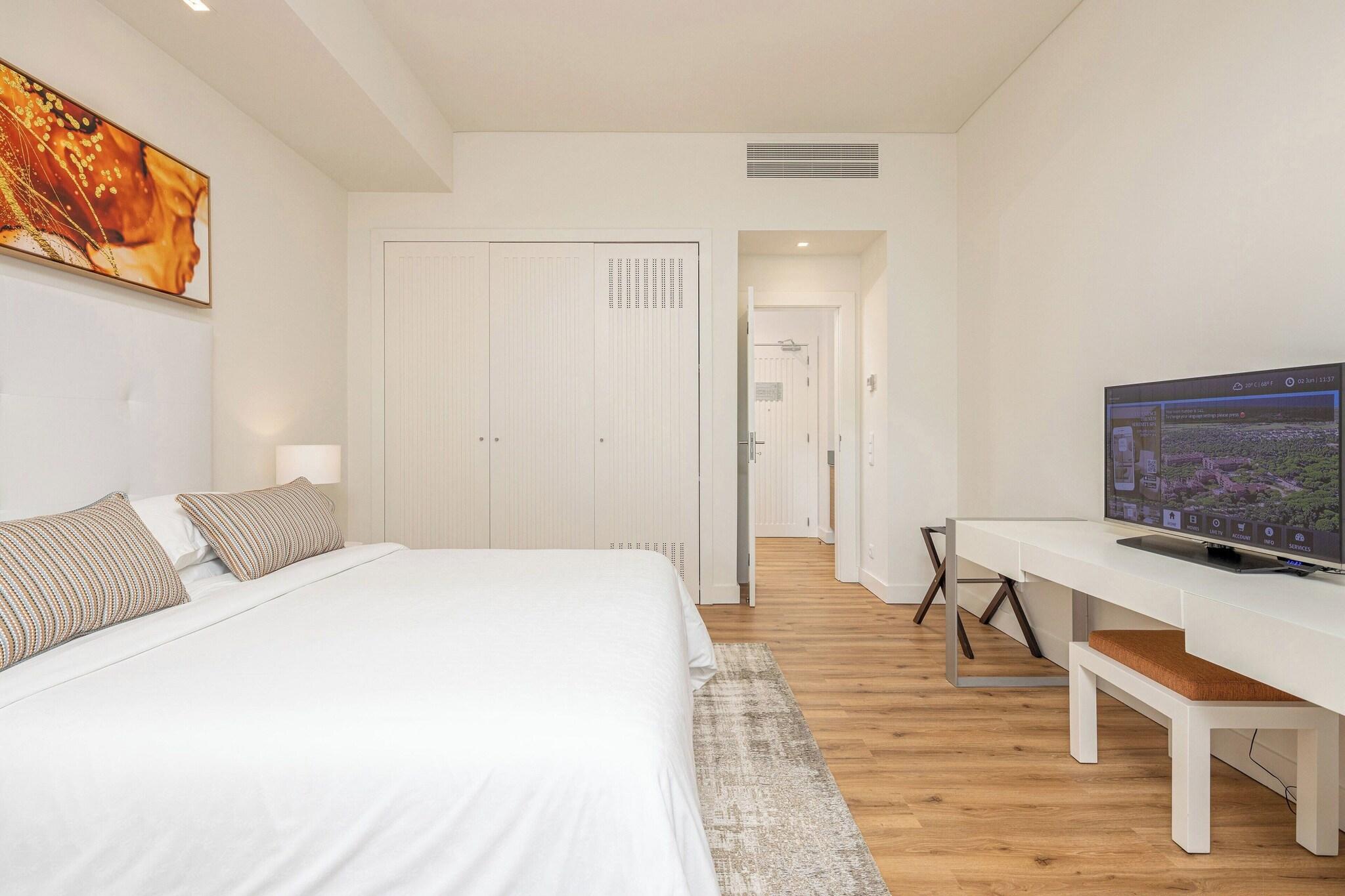 Suite Premium Queen Bed