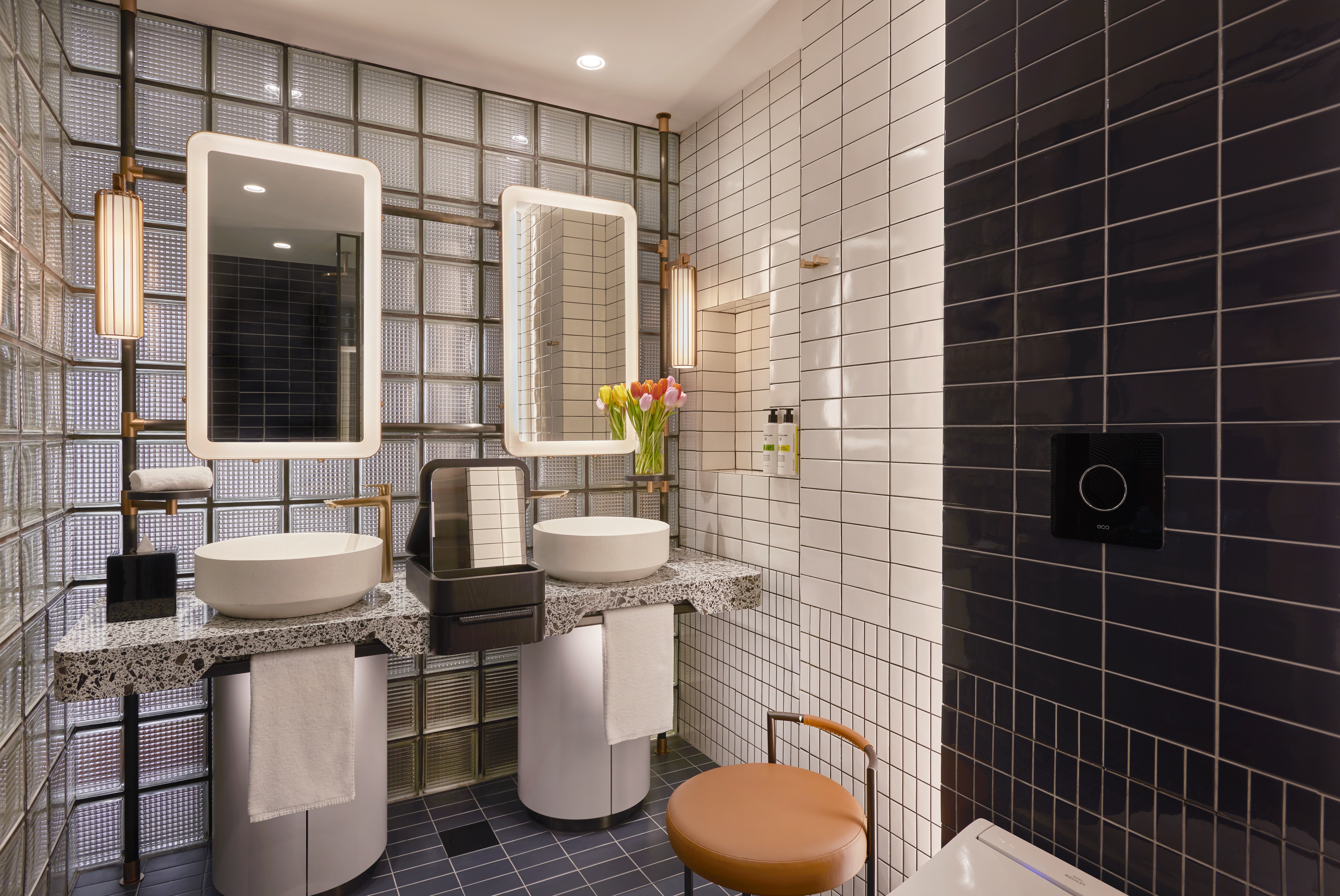 Double Club King Bed