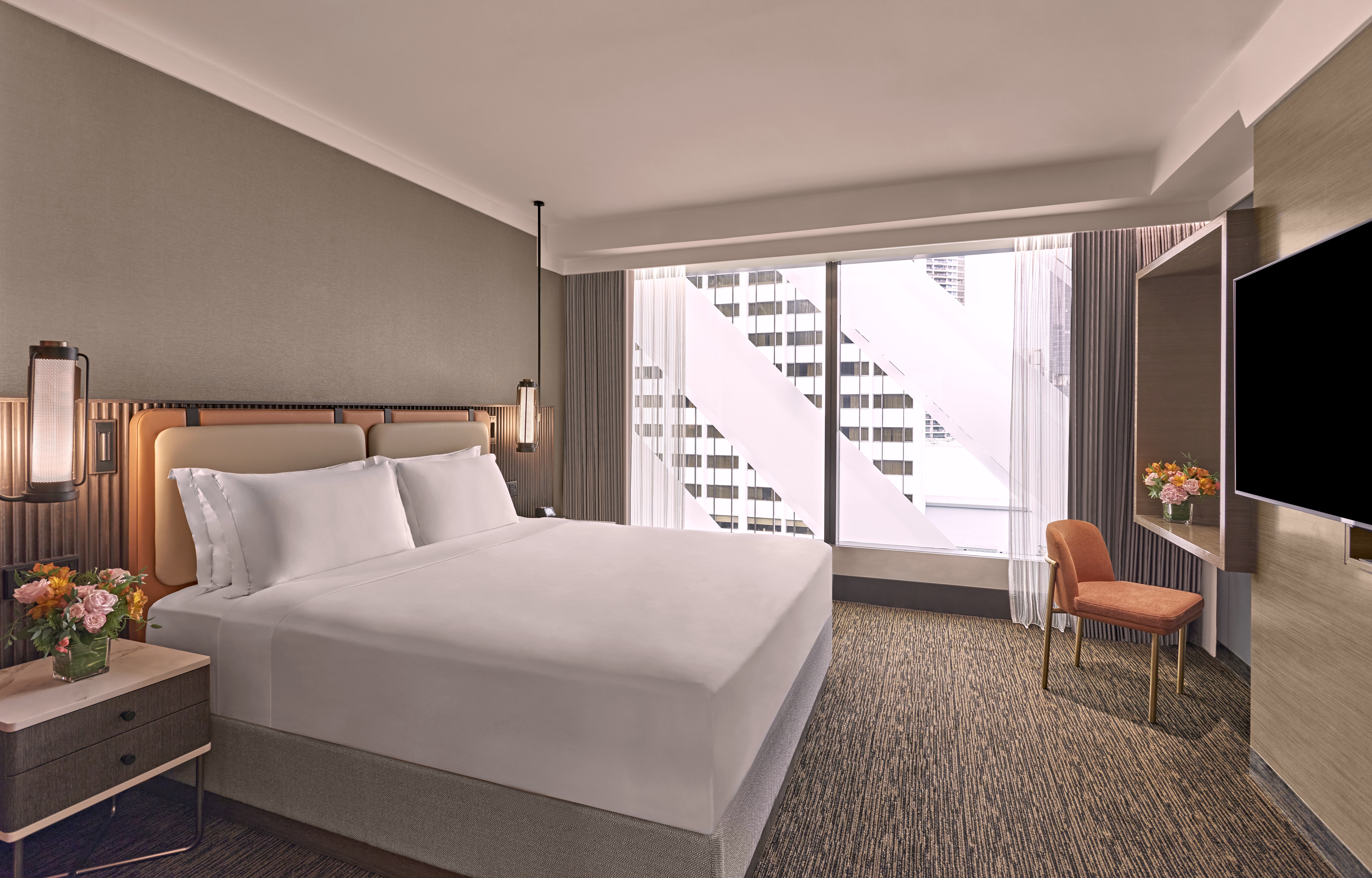 Suite Deluxe King Bed