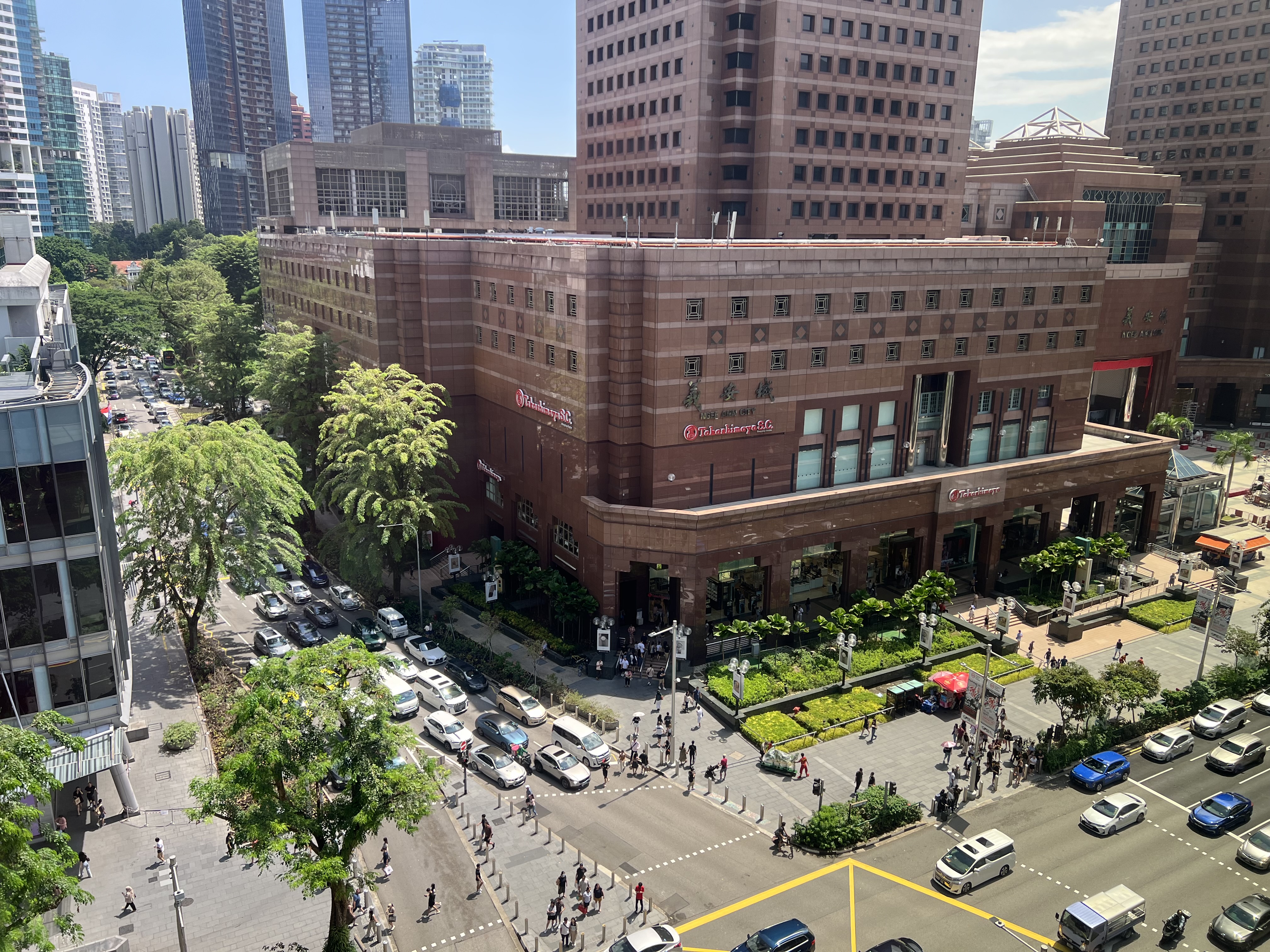 Double Premier King Bed