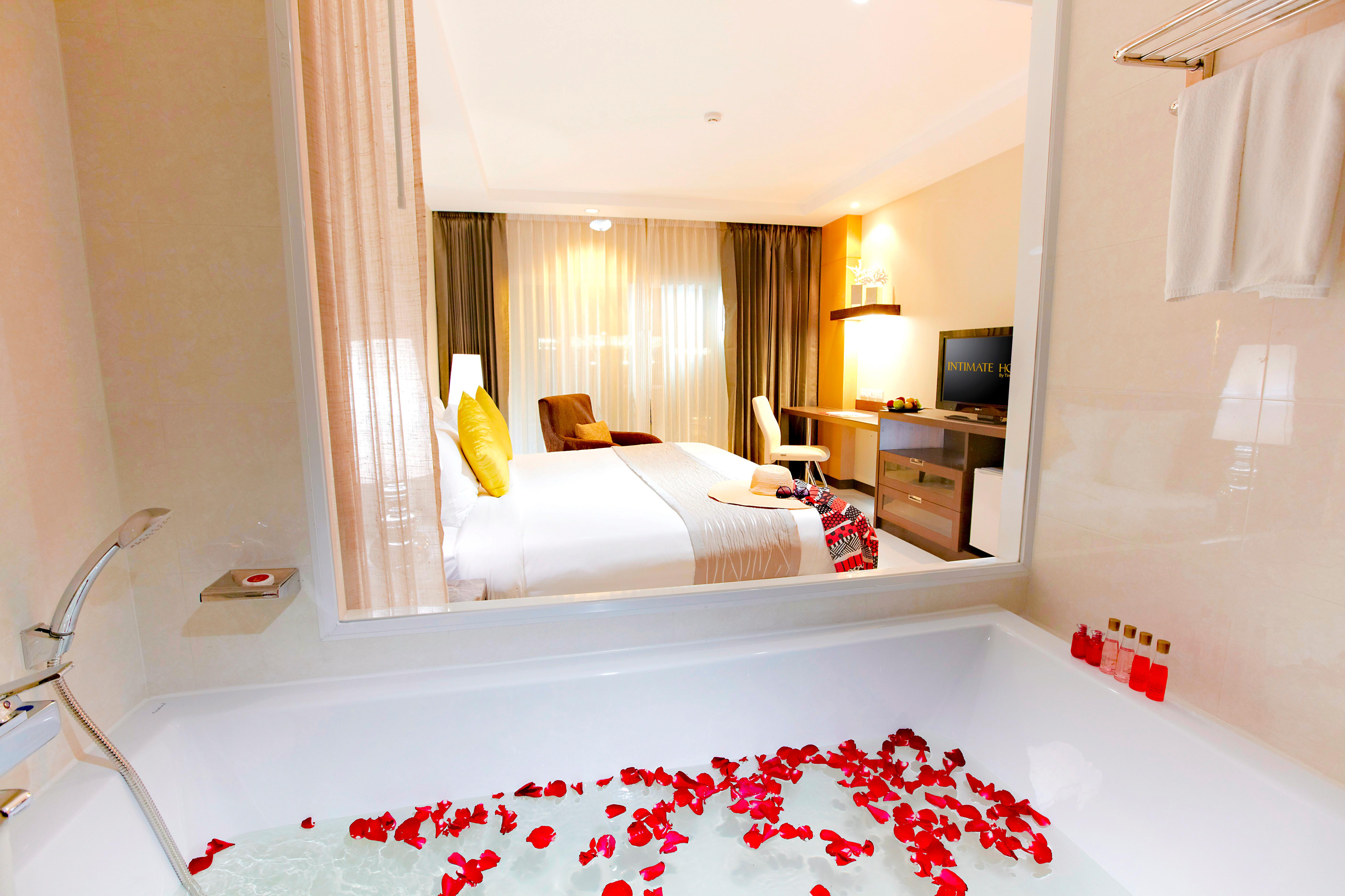 Double or Twin Deluxe