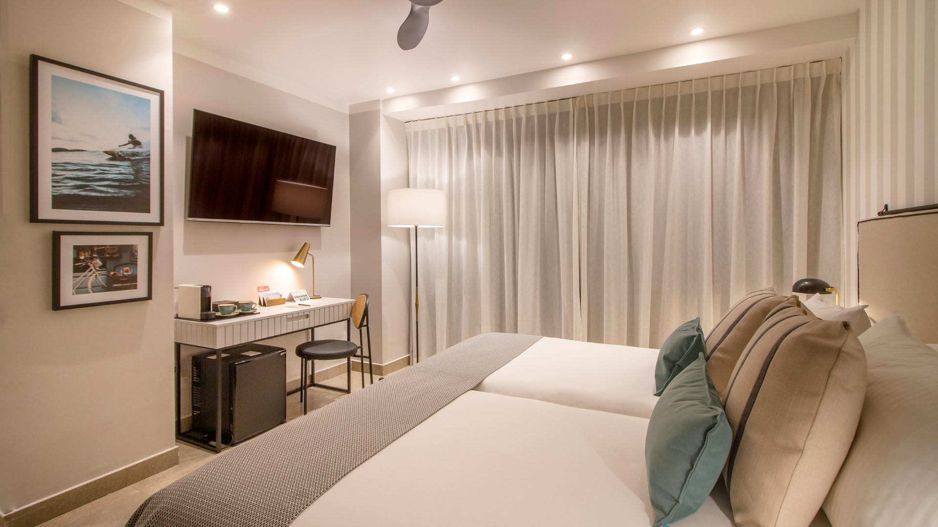 Double or Twin Standard