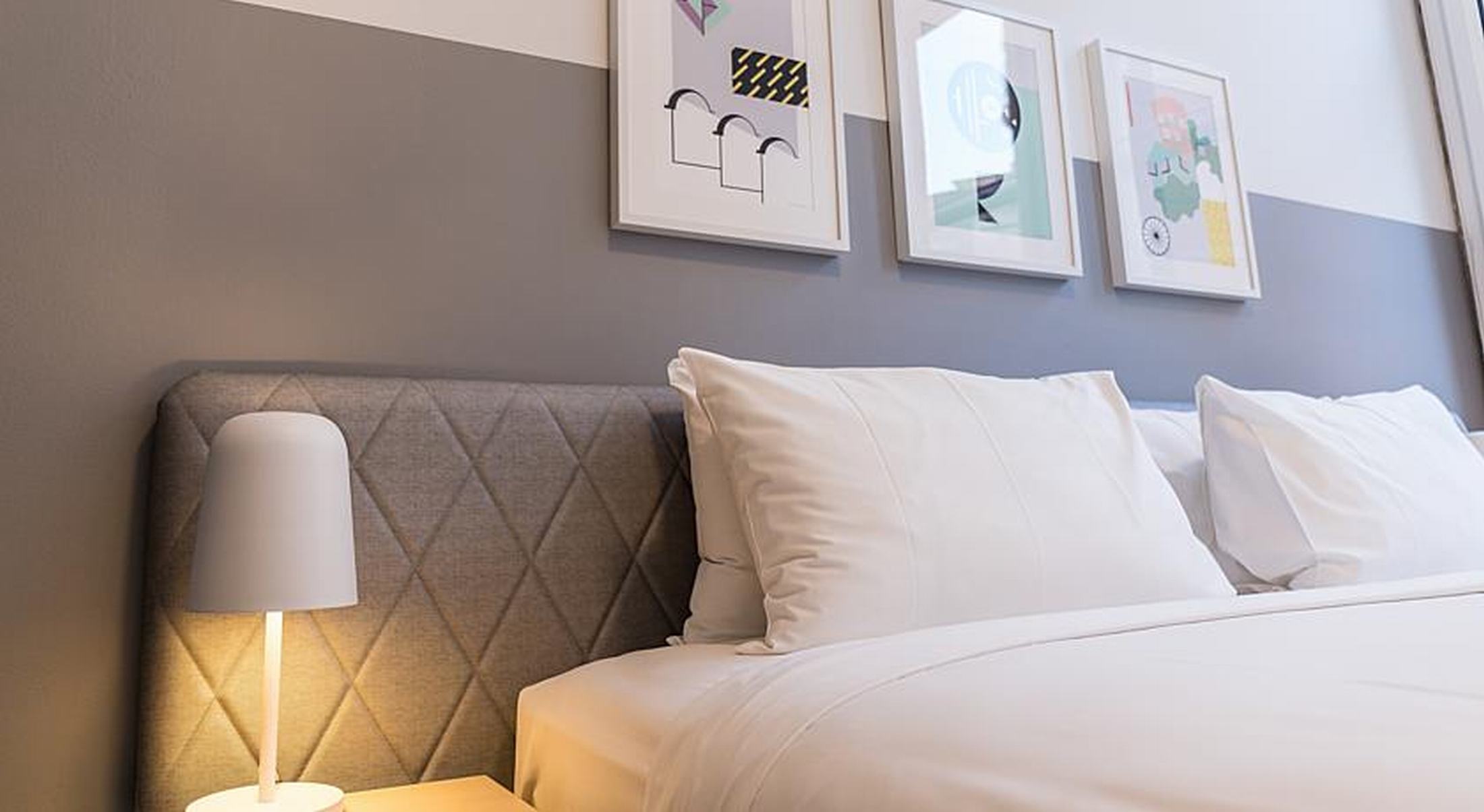 Double Queen Size Bed