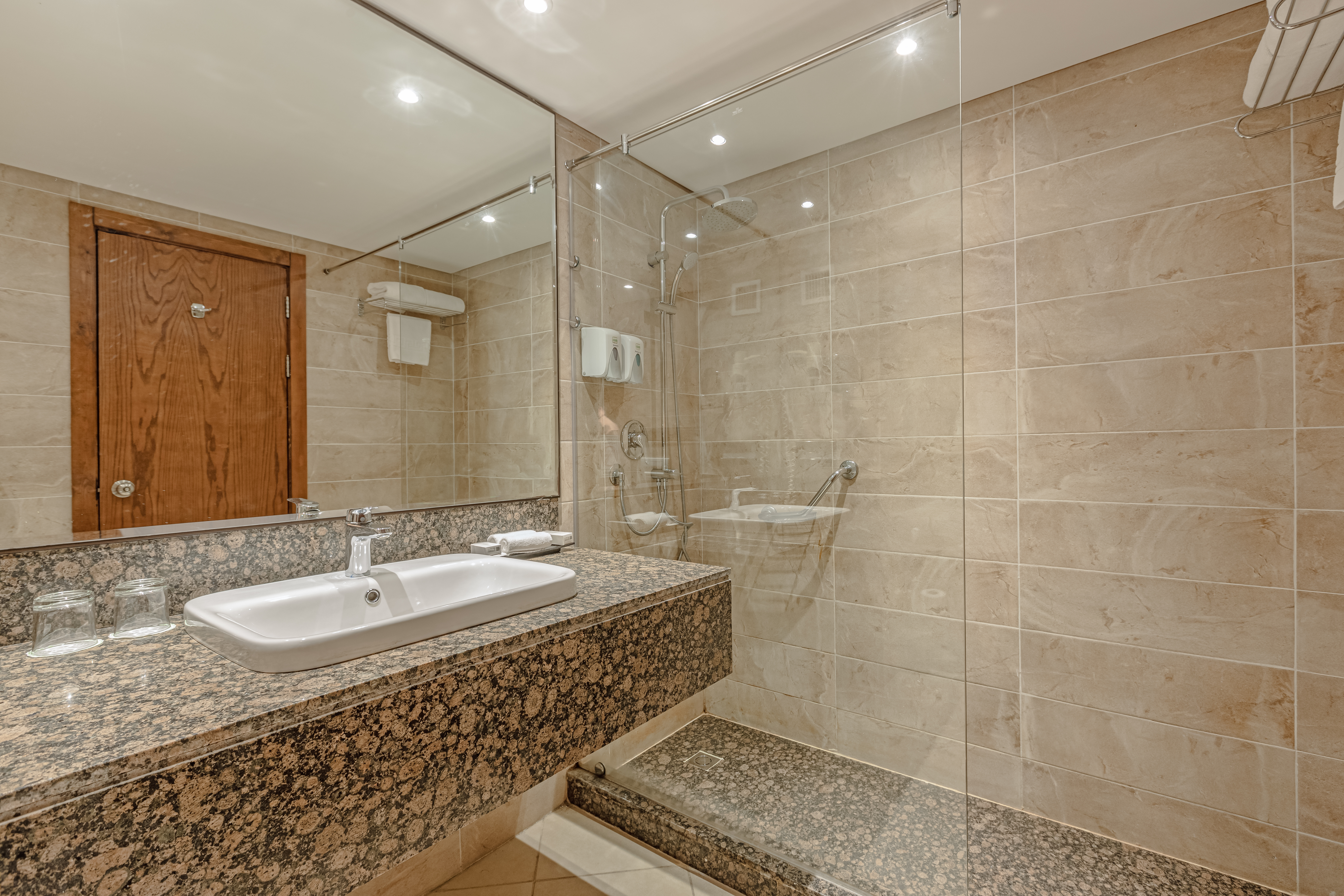 Double Partial Sea View