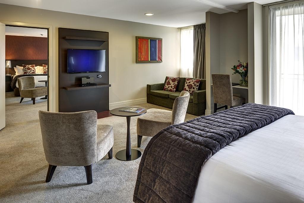 Suite Two Bedrooms