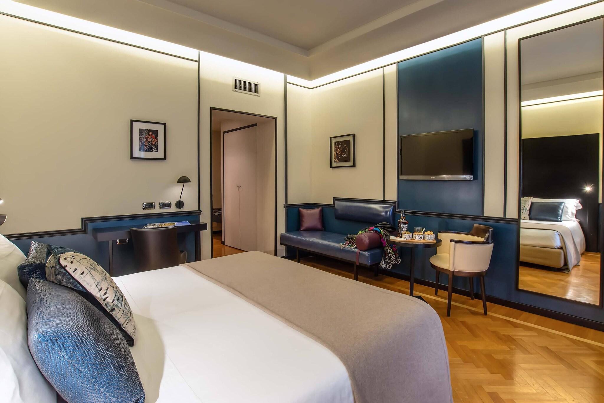 Double Classic Double Bed