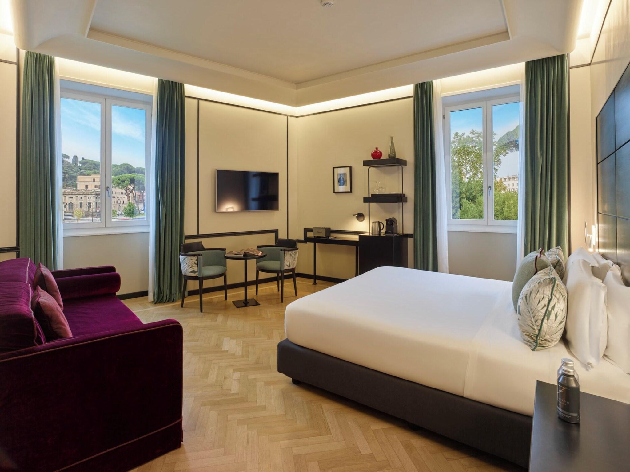 Twin Deluxe Two Beds