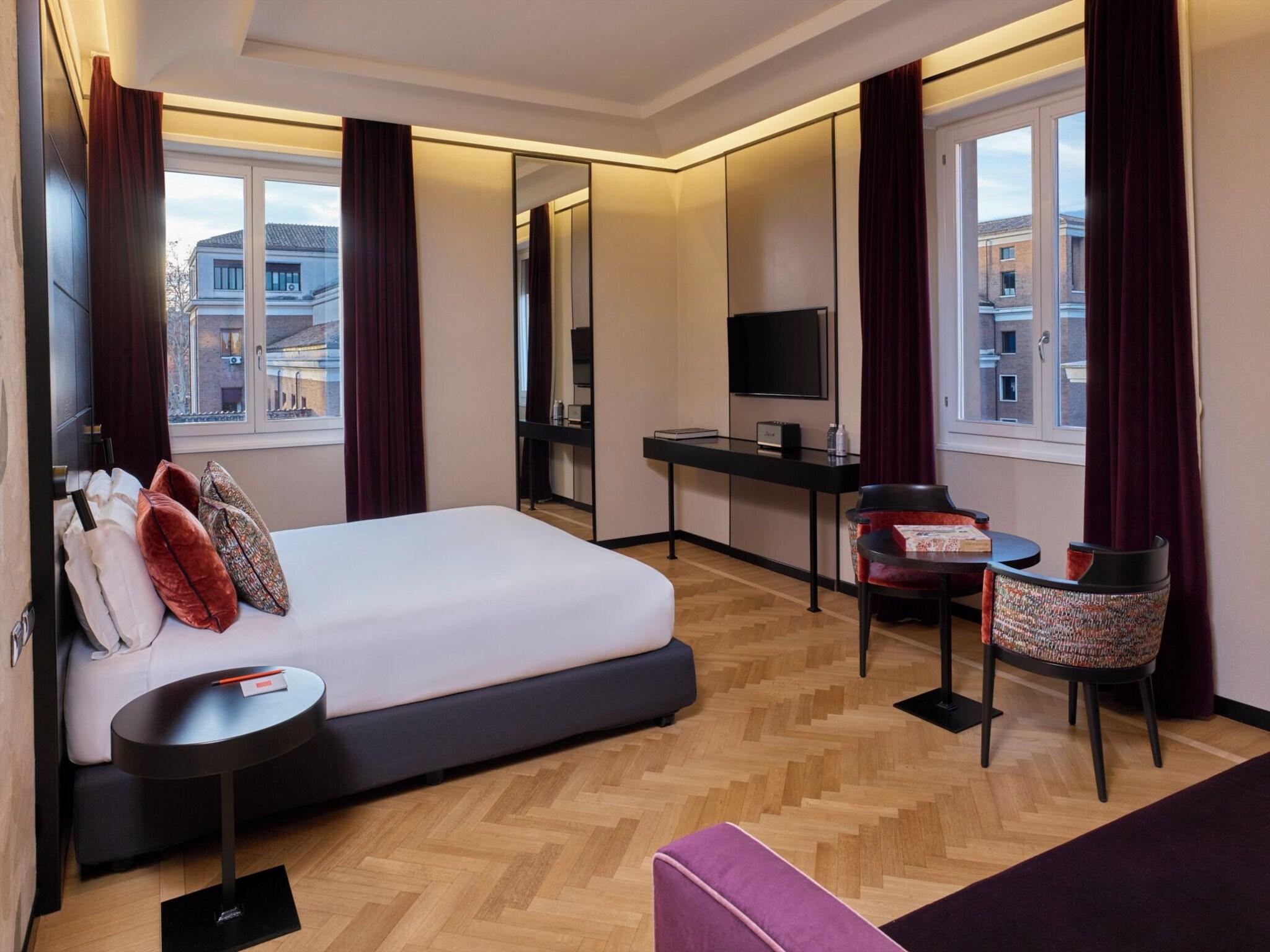 Twin Deluxe Two Beds