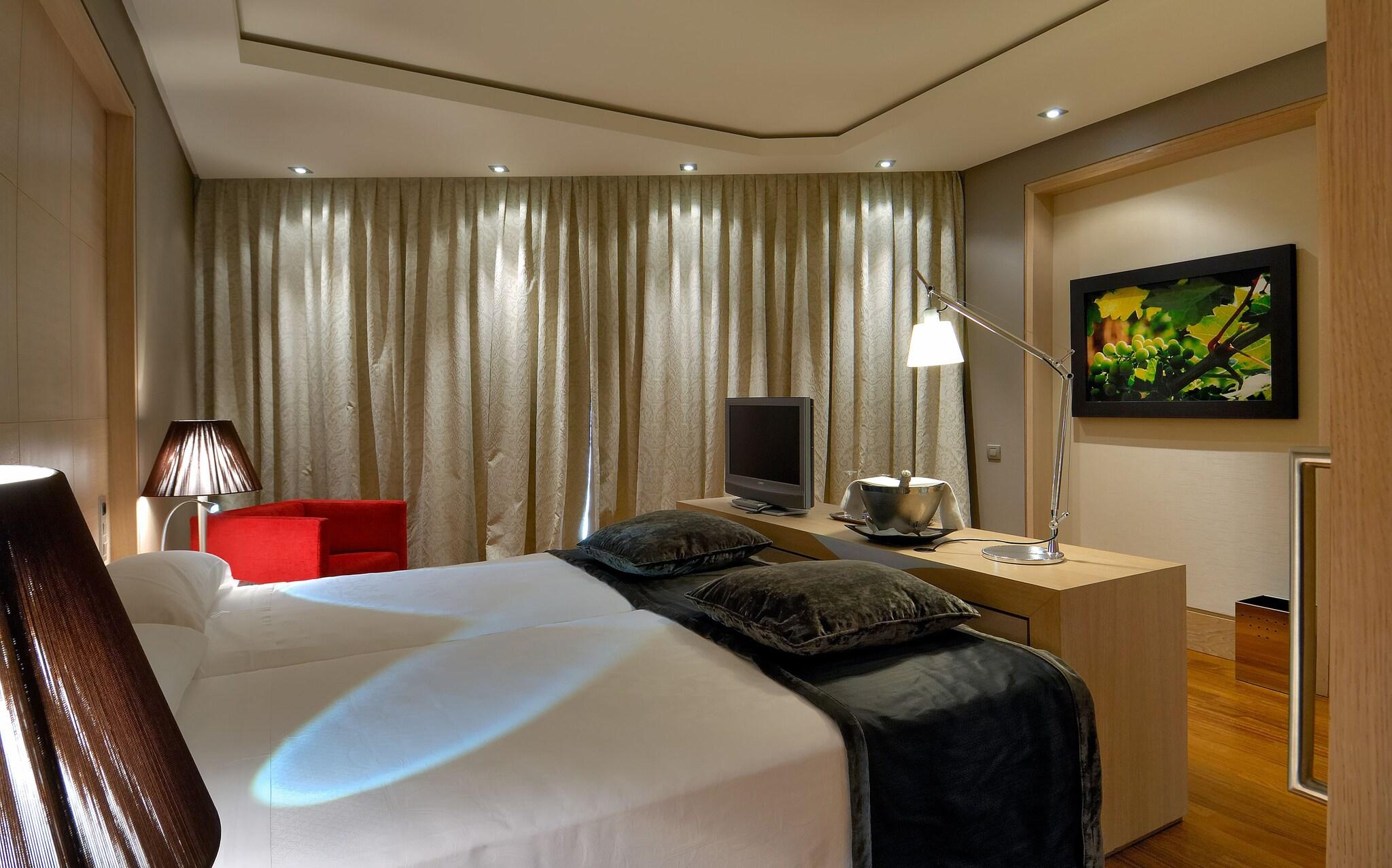 Double Single Superior