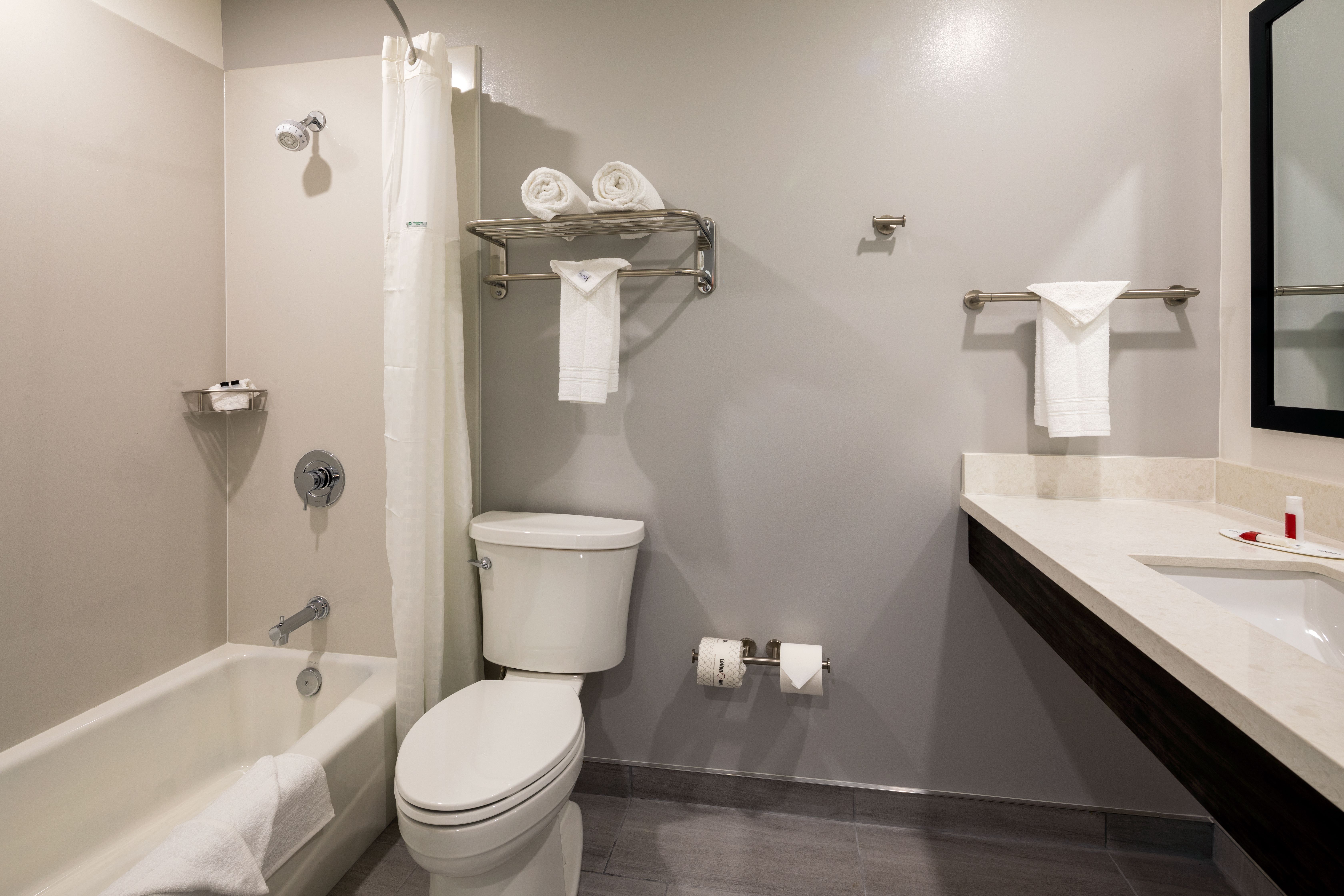 Quadruple Two Queen Beds