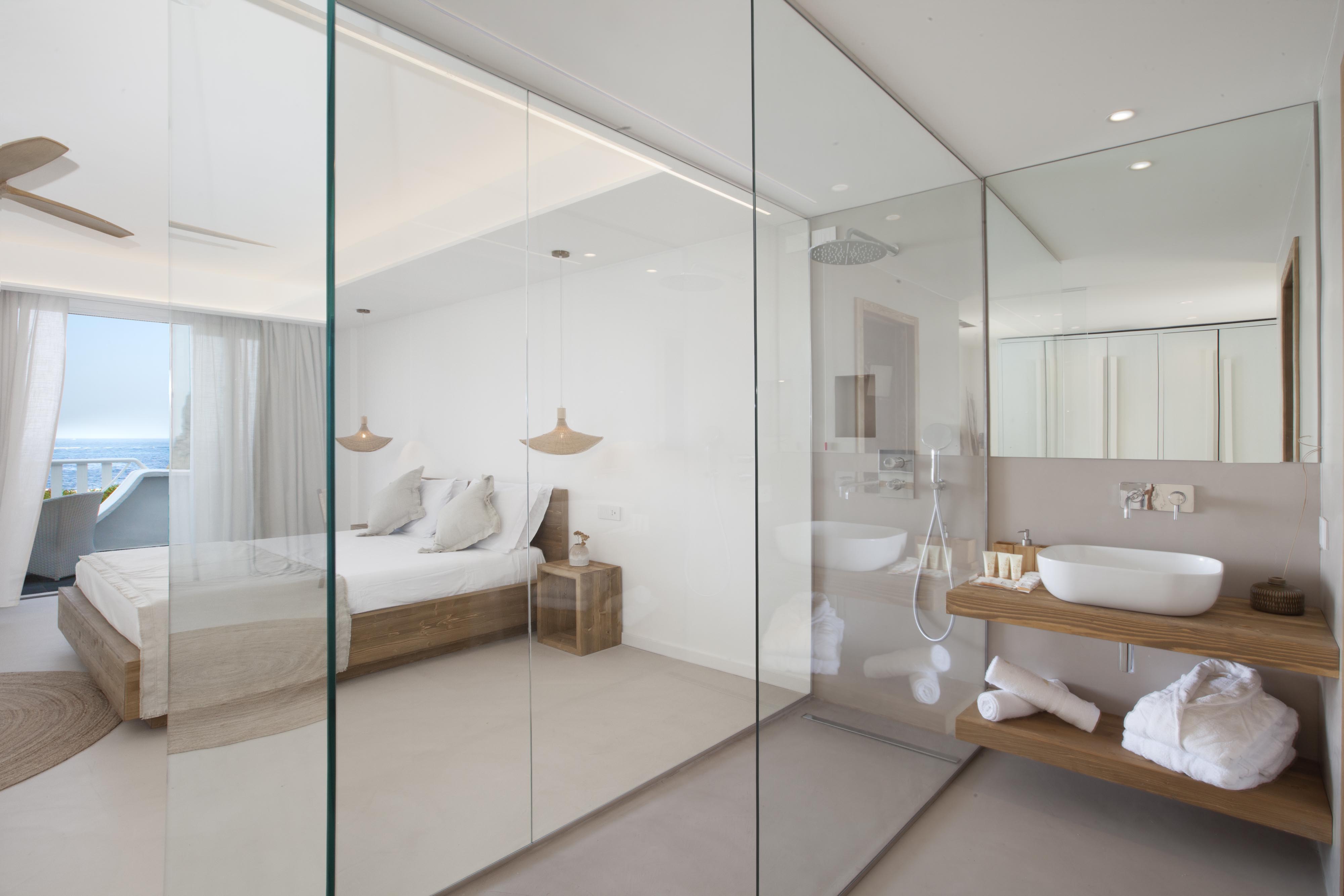 Junior Suite Sea View with Balcony