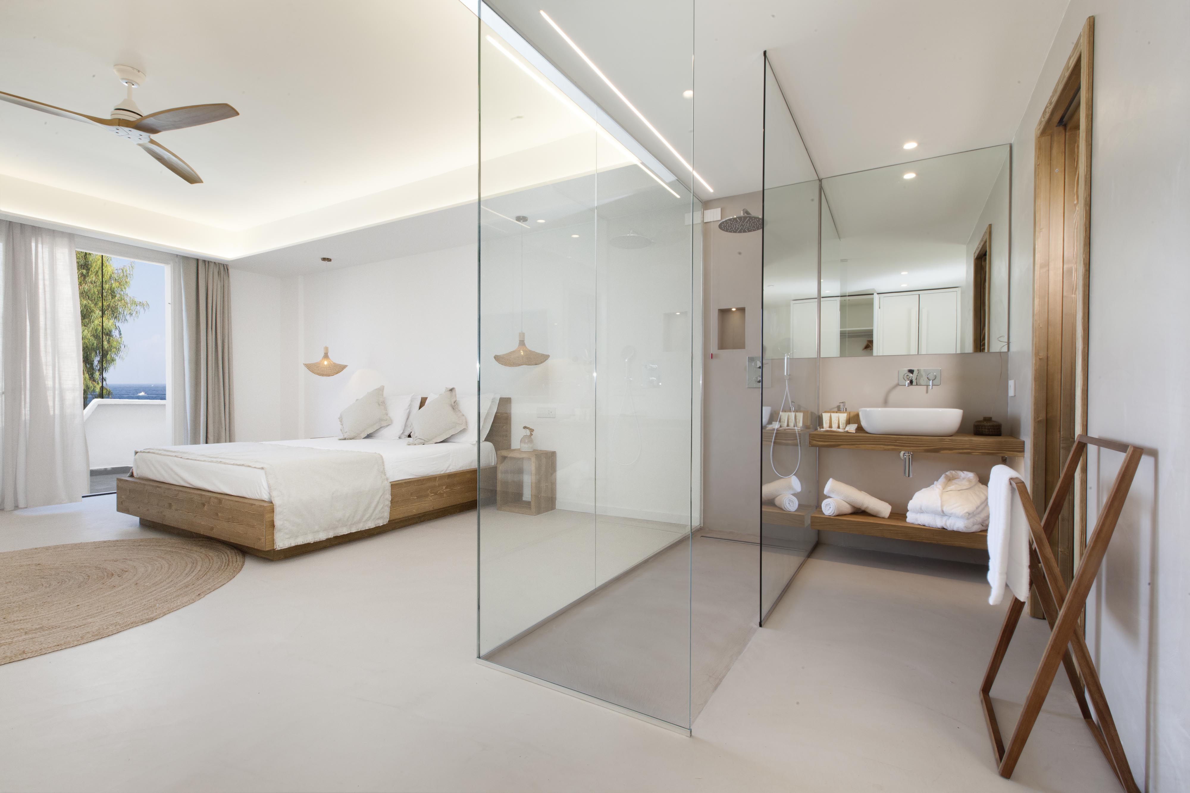 Junior Suite Sea View with Balcony