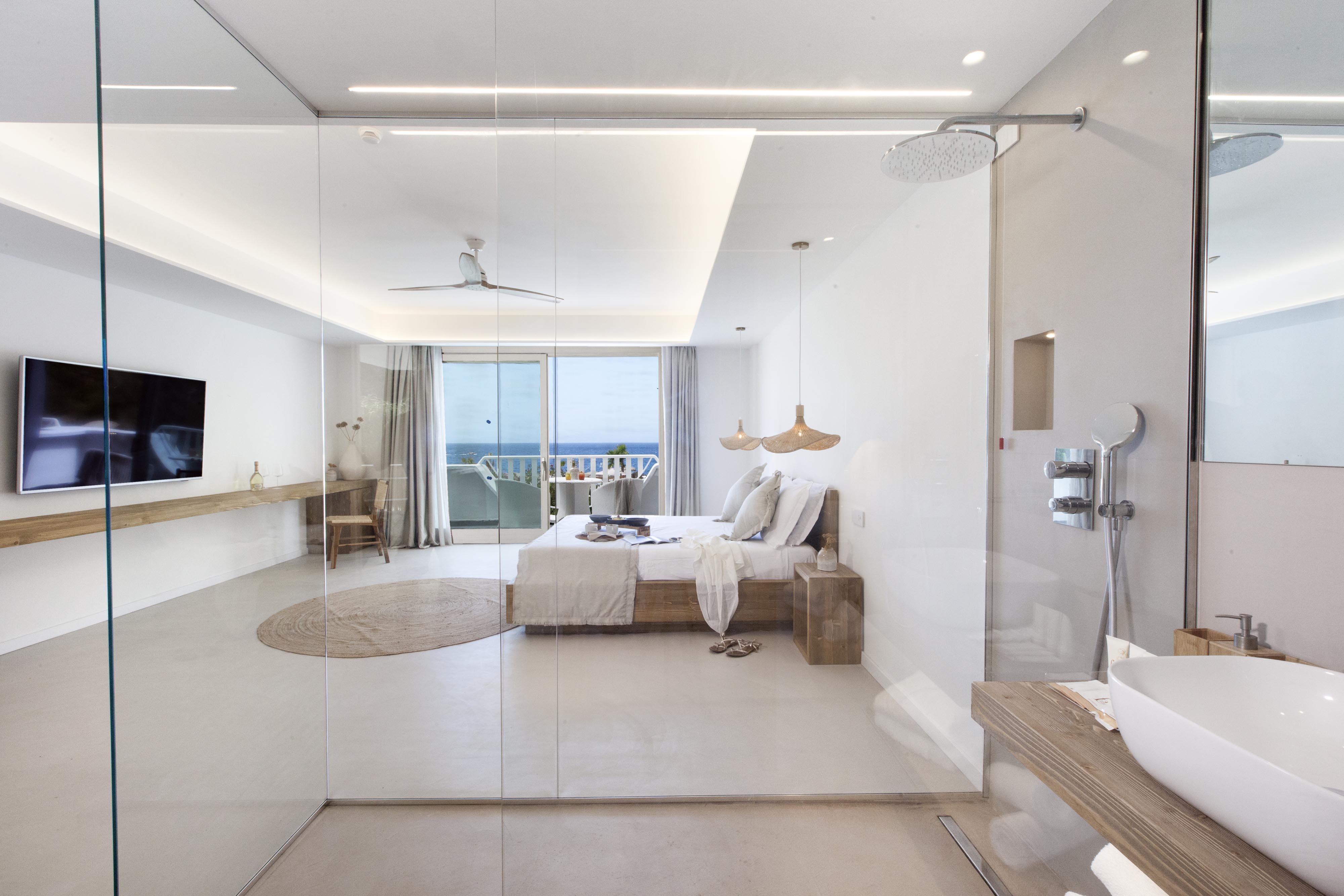 Junior Suite Sea View with Balcony