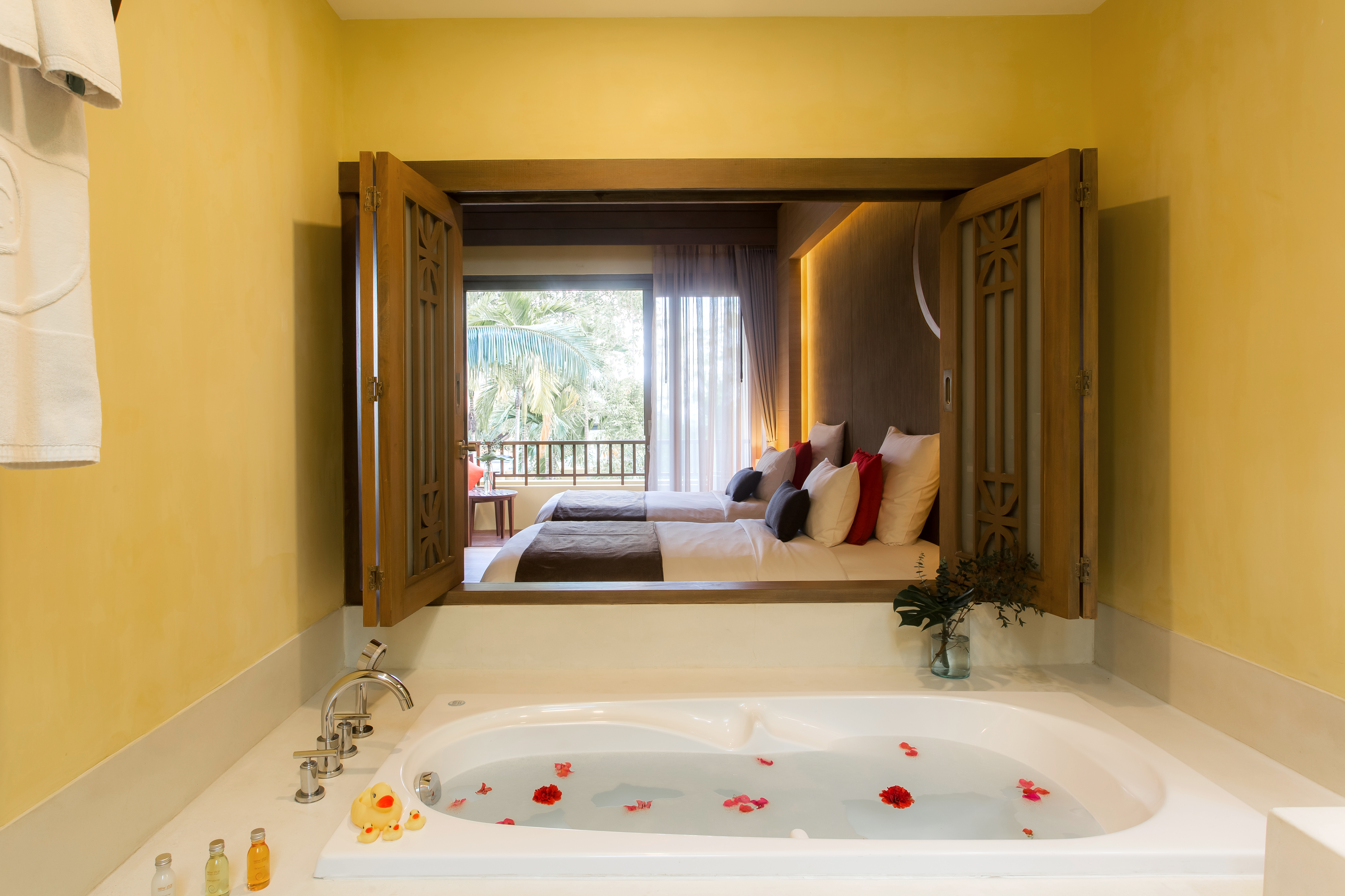 Double or Twin Deluxe with Balcony