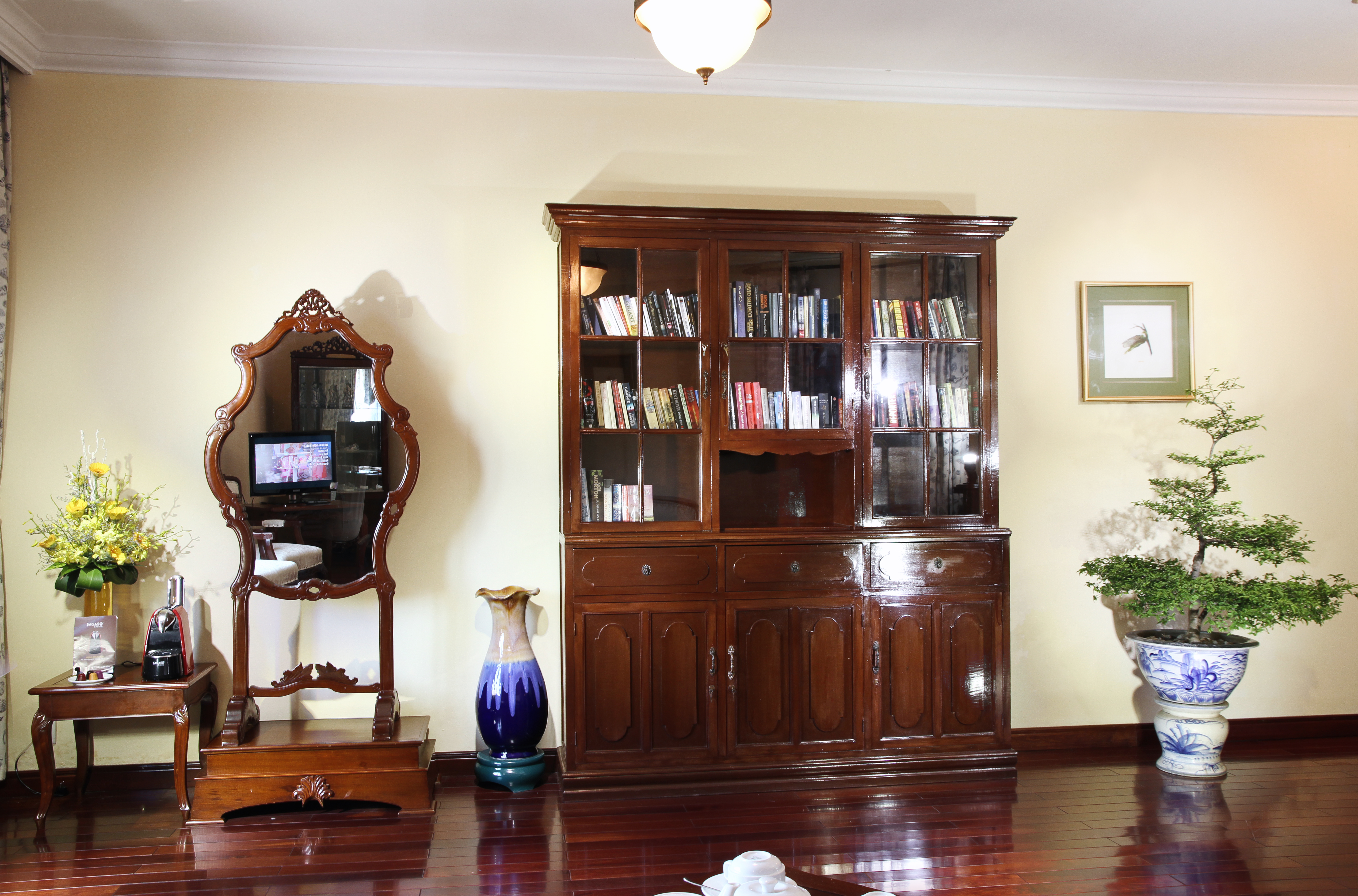 Suite City View King Bed