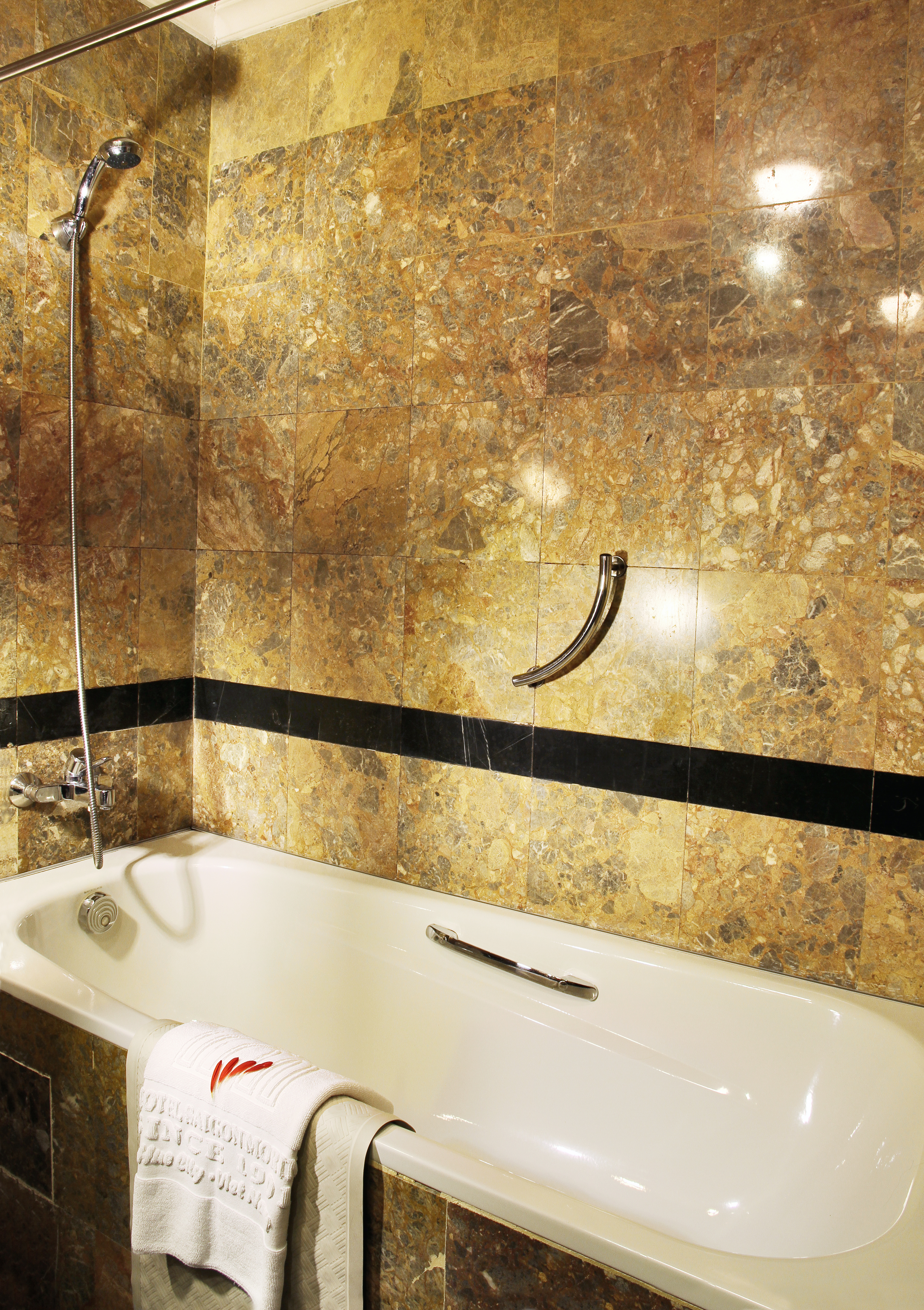 Double or Twin Deluxe