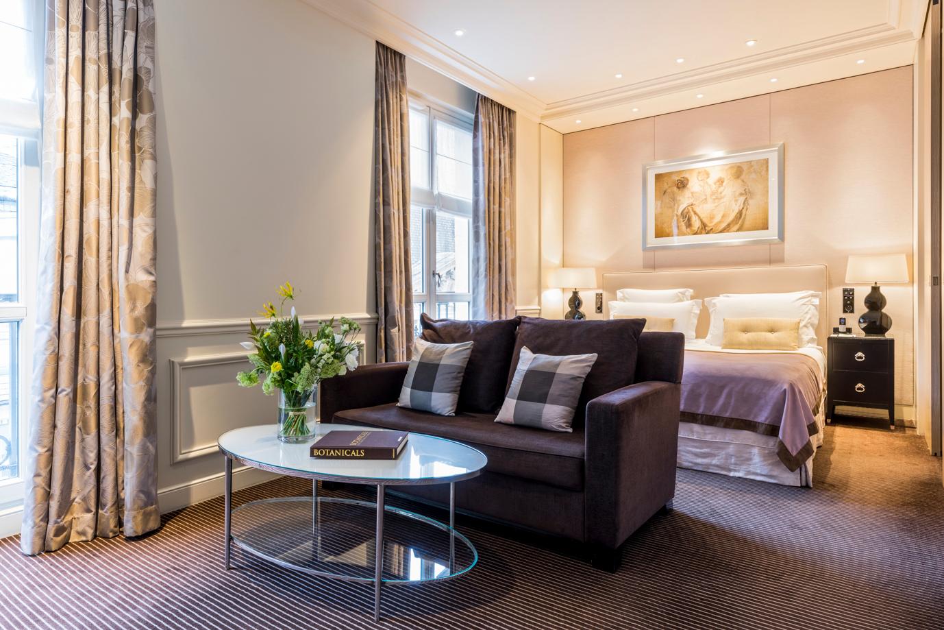 Junior Suite with Balcony