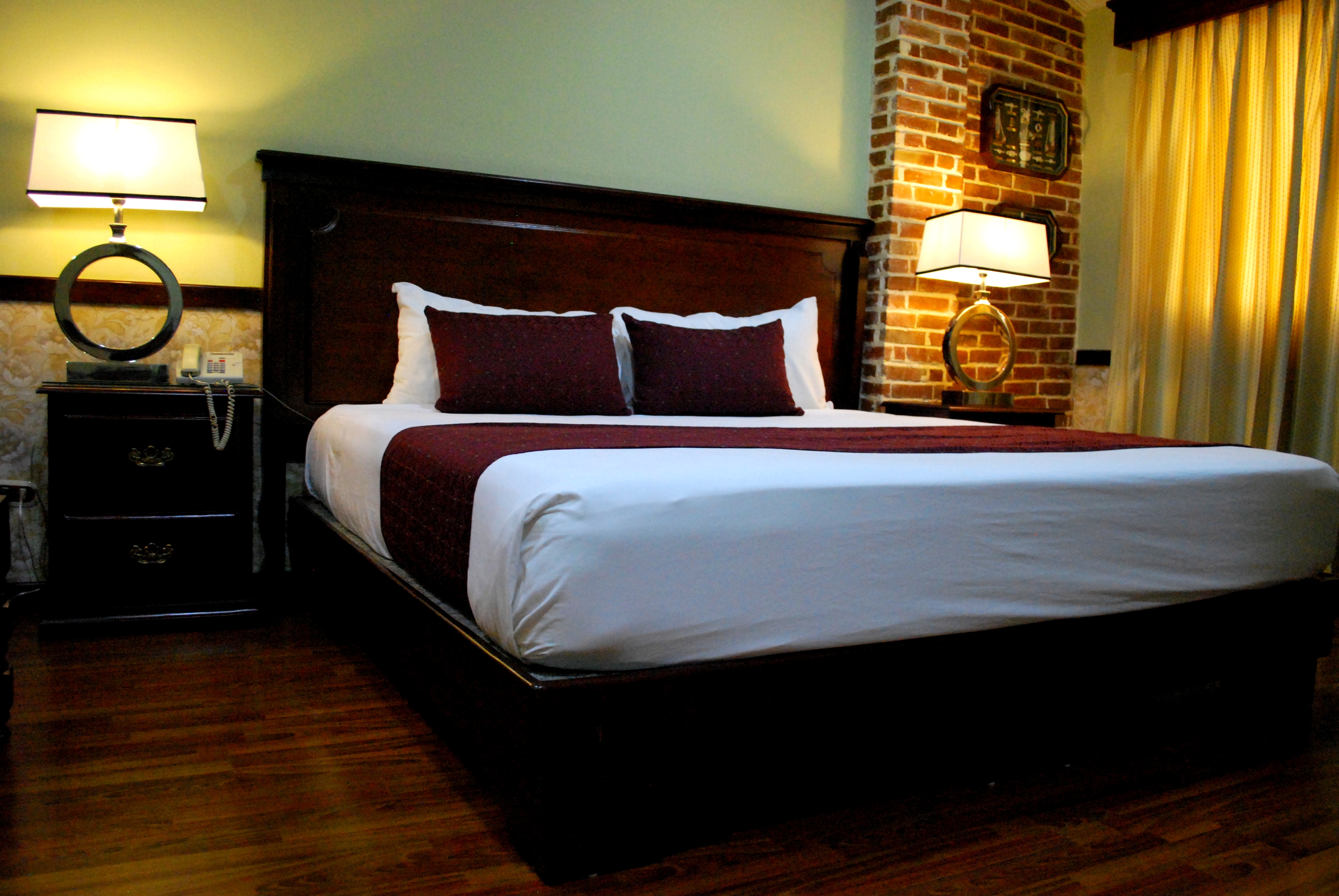 Double Deluxe Executive