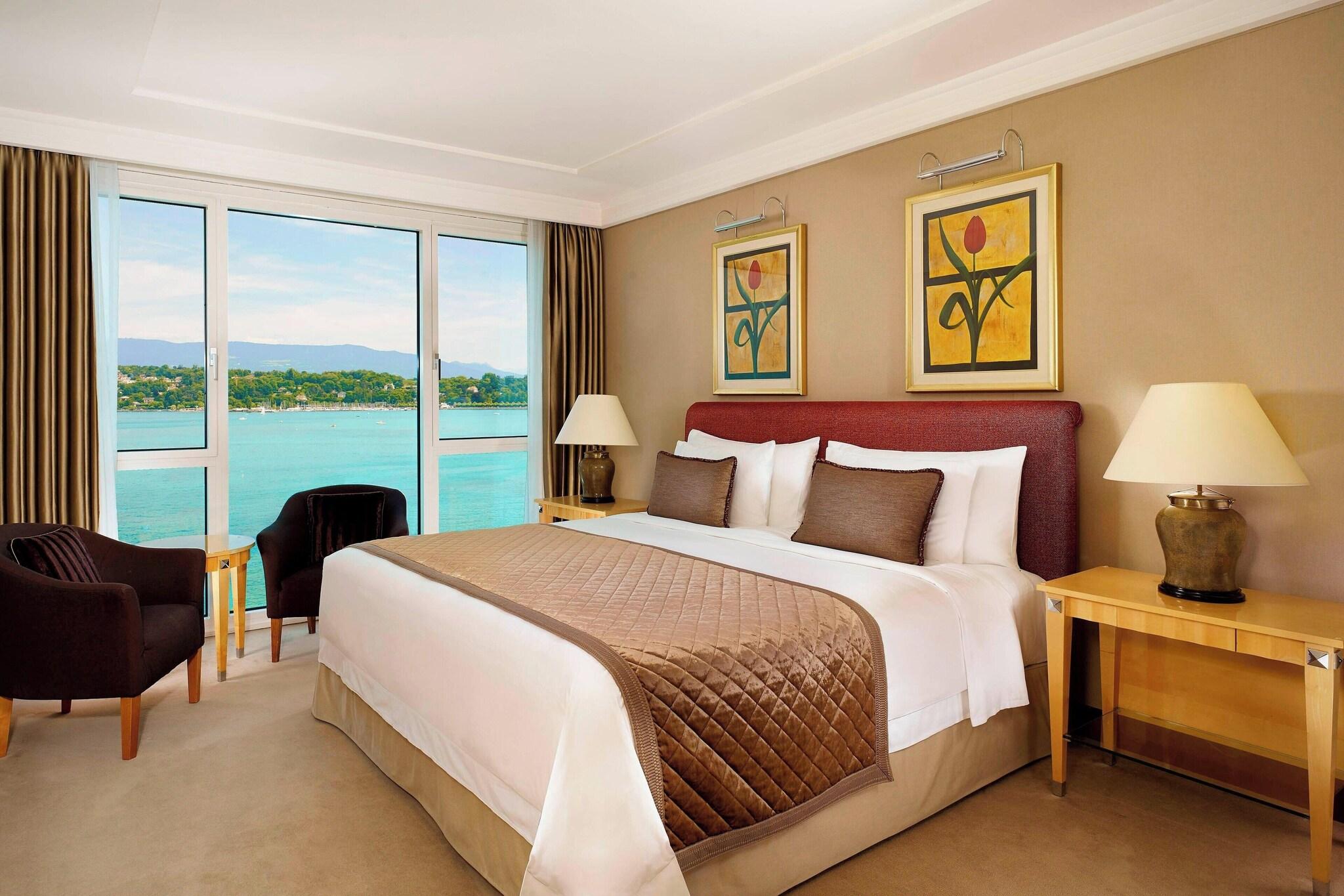 Double Deluxe with Views