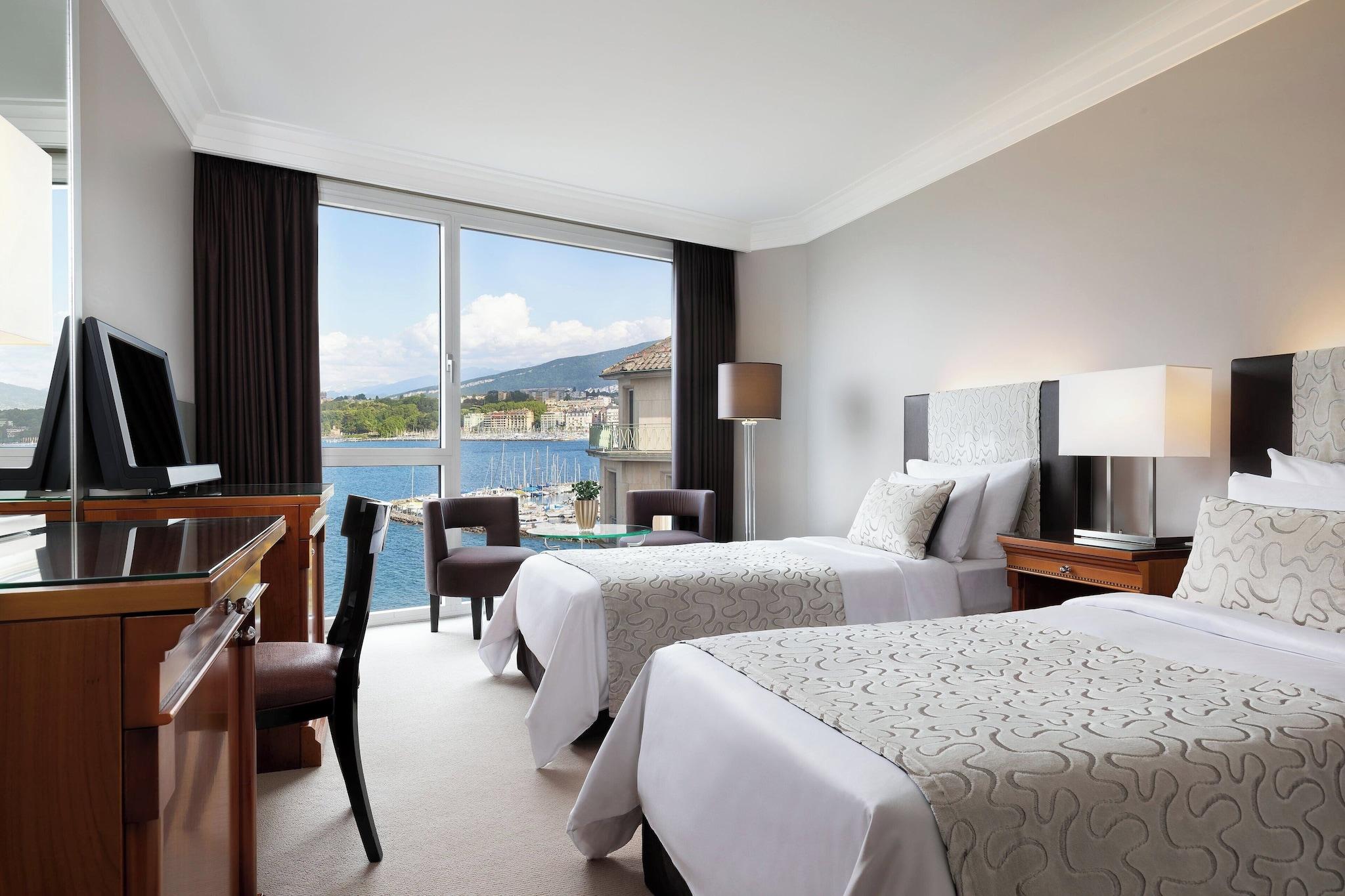 Double Premium with Views