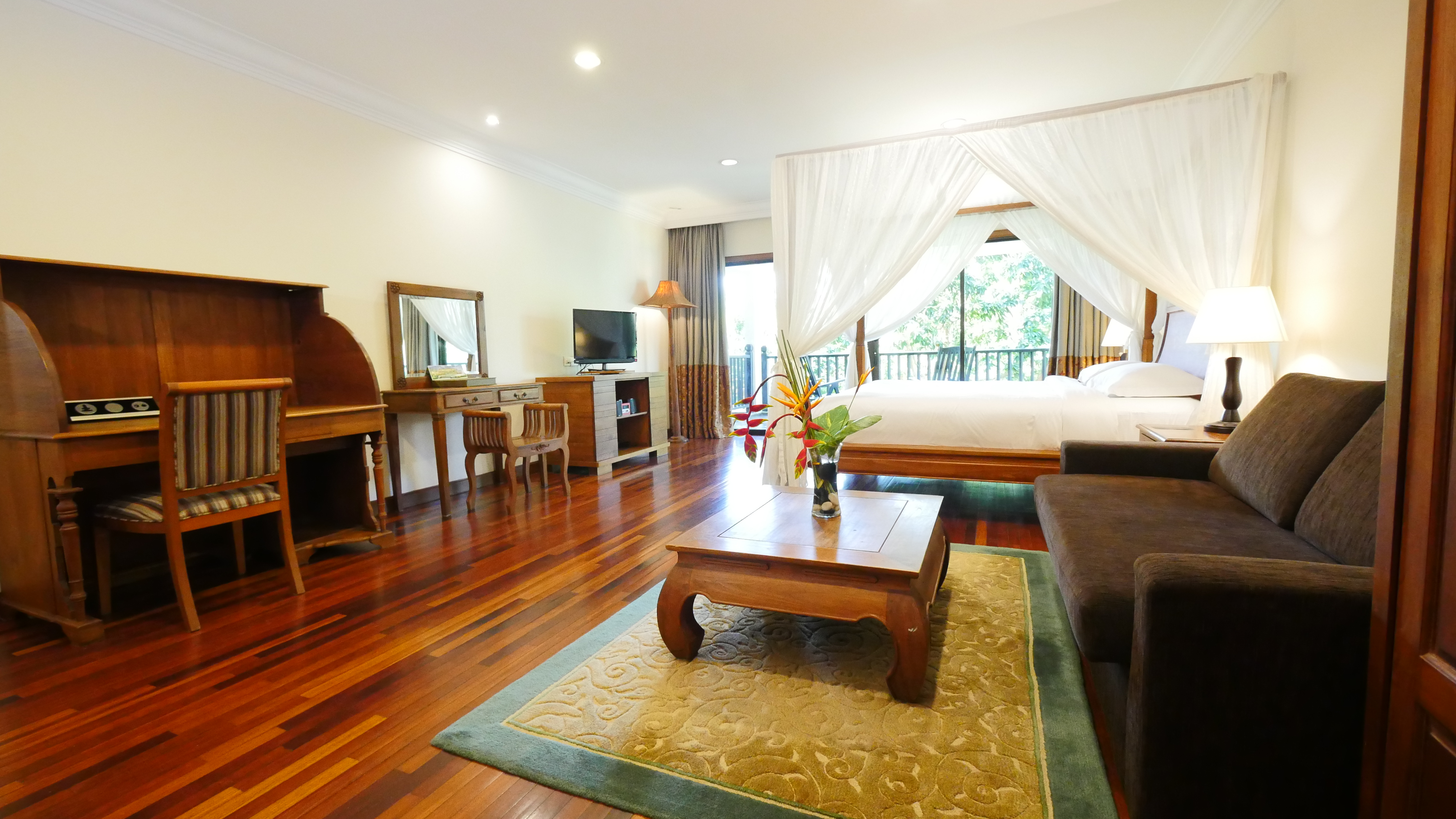 Double Deluxe Executive