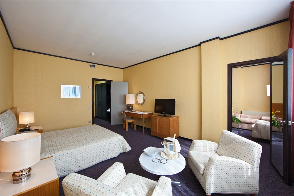 Double or Twin Superior