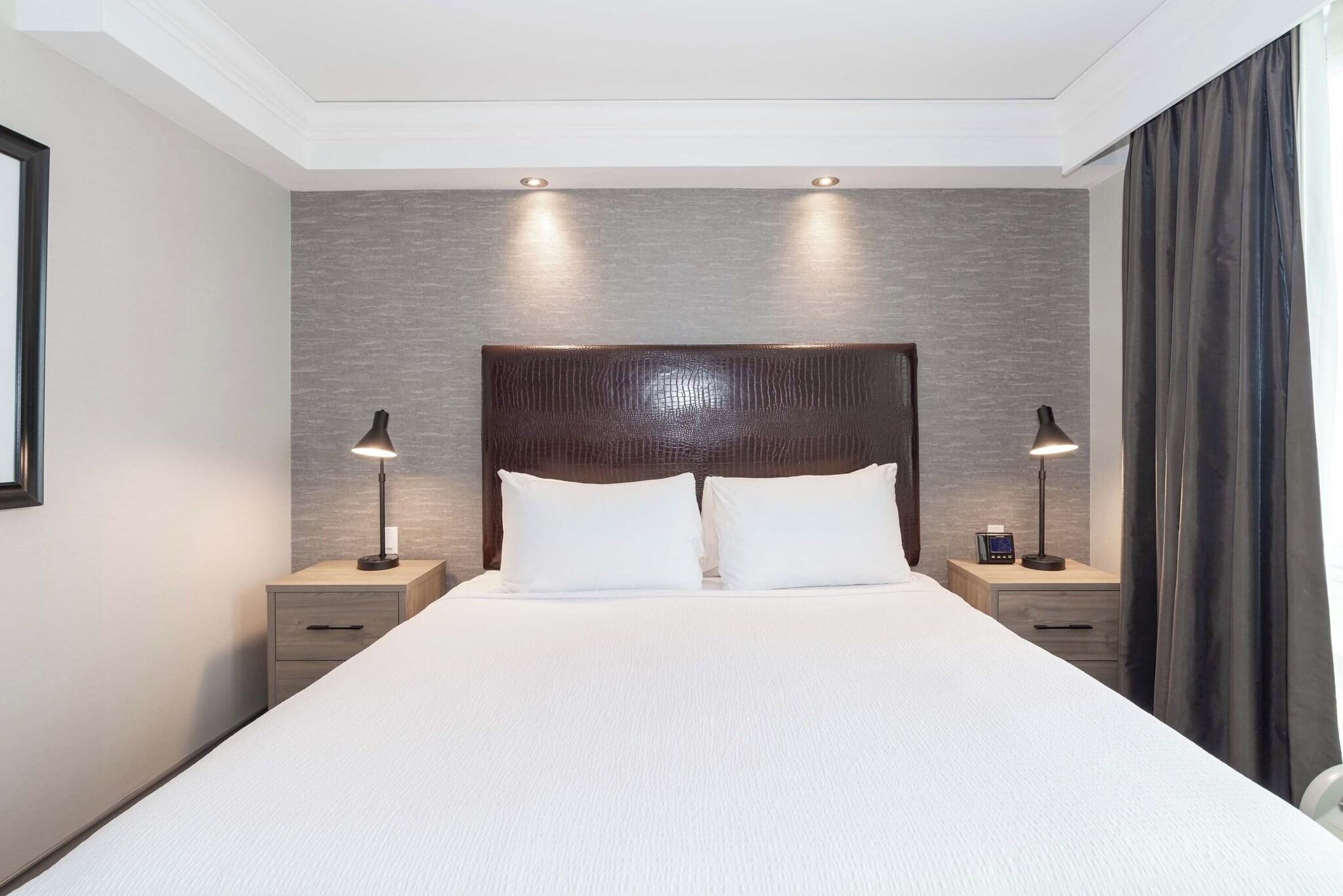 Suite with Kitchenette