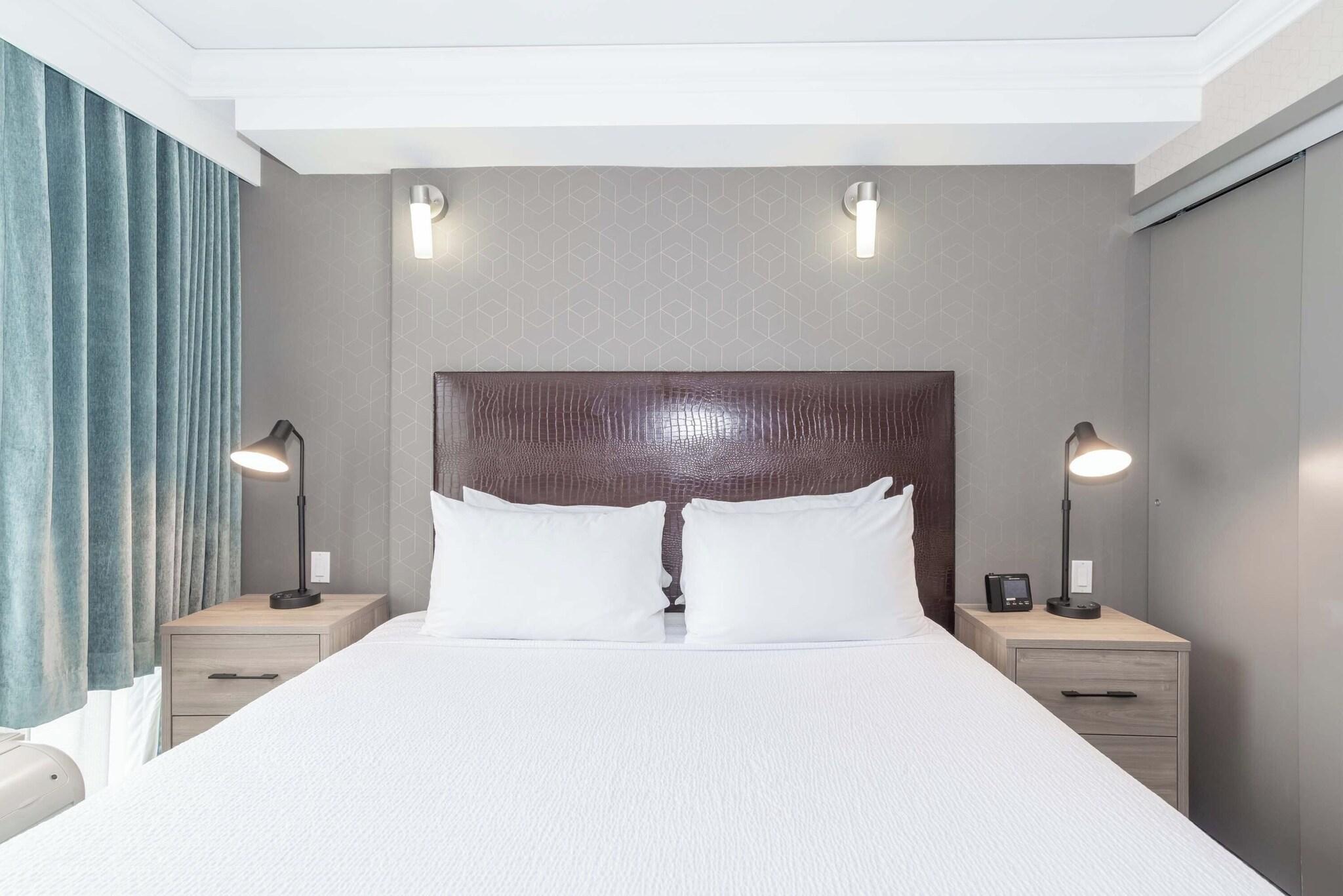 Suite with Kitchenette