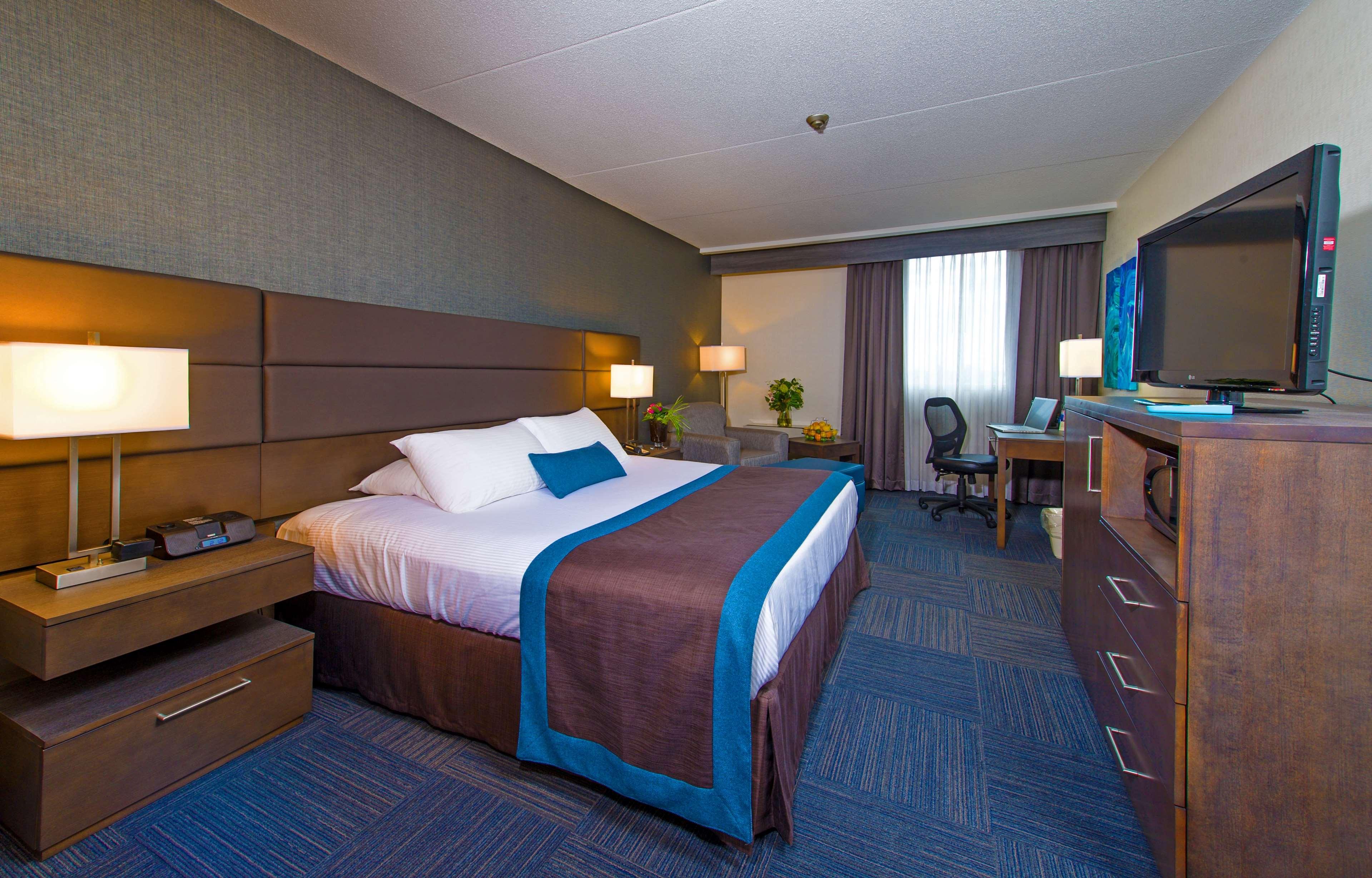 Double King Size Bed