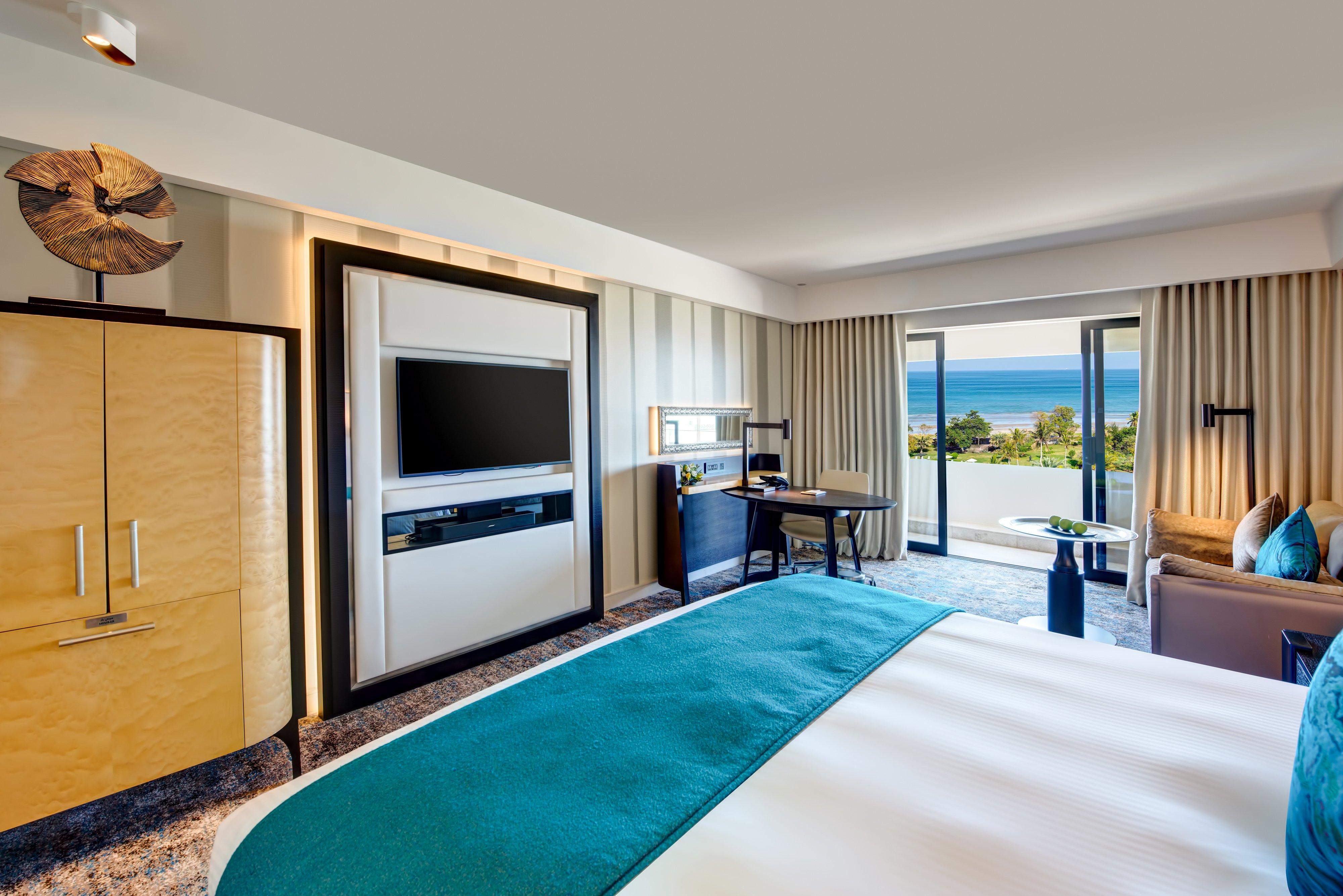 Double Sea View King Bed