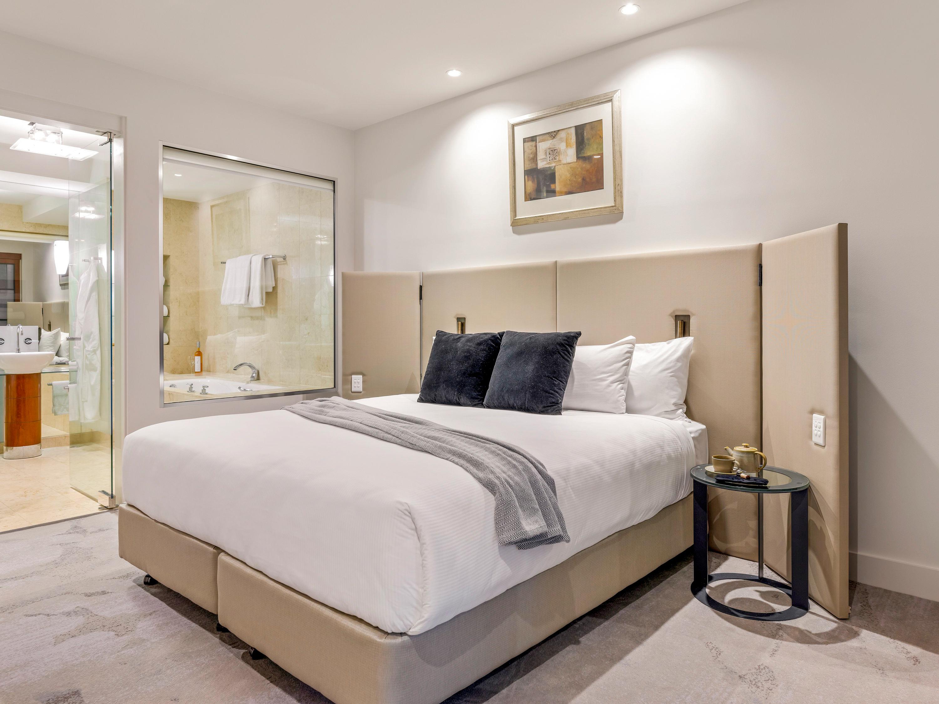 Double Deluxe King Bed