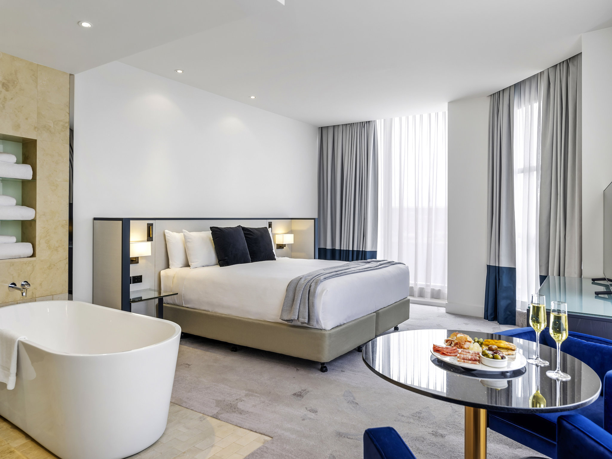 Double Deluxe Premium