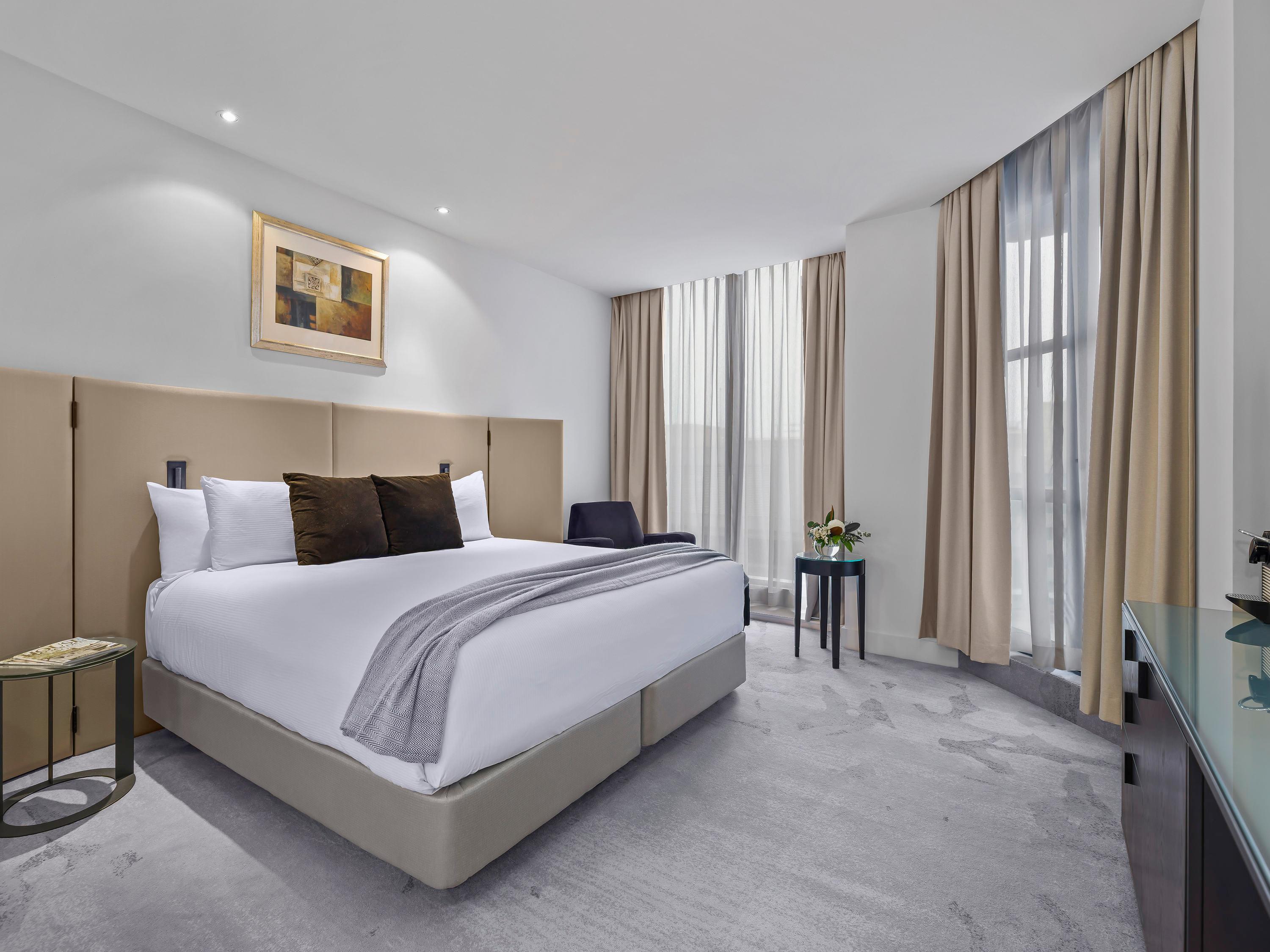 Double Deluxe King Bed