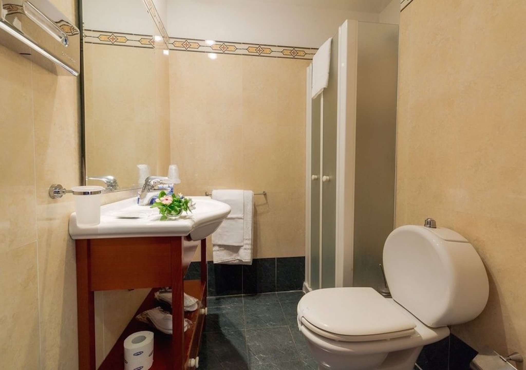 Double Single Classic with Balcony