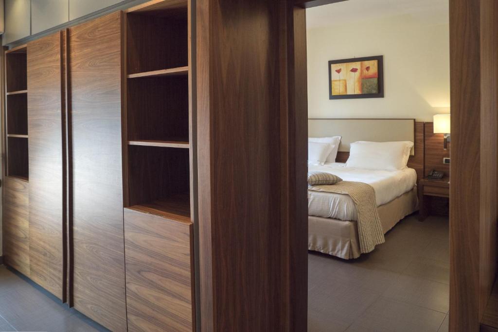 Double Superior Queen Bed