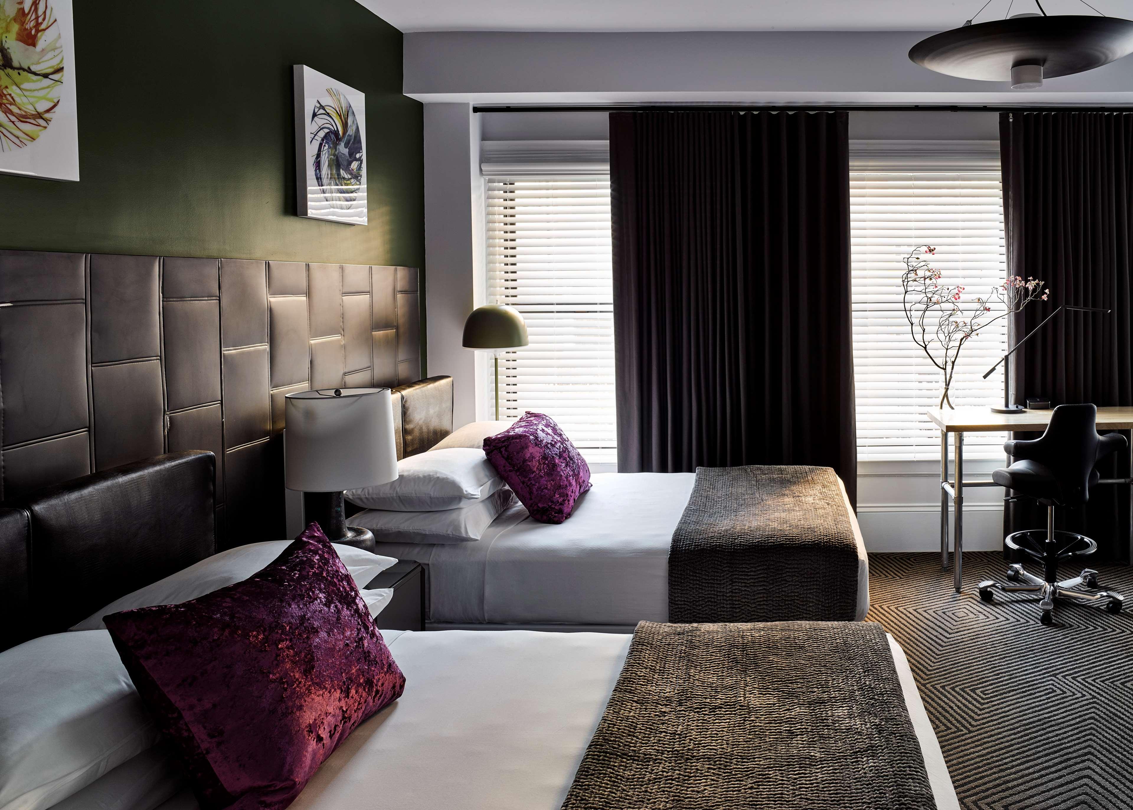 Suite Queen Size Bed