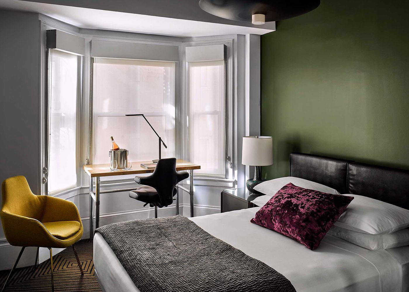 Junior Suite King Size Bed