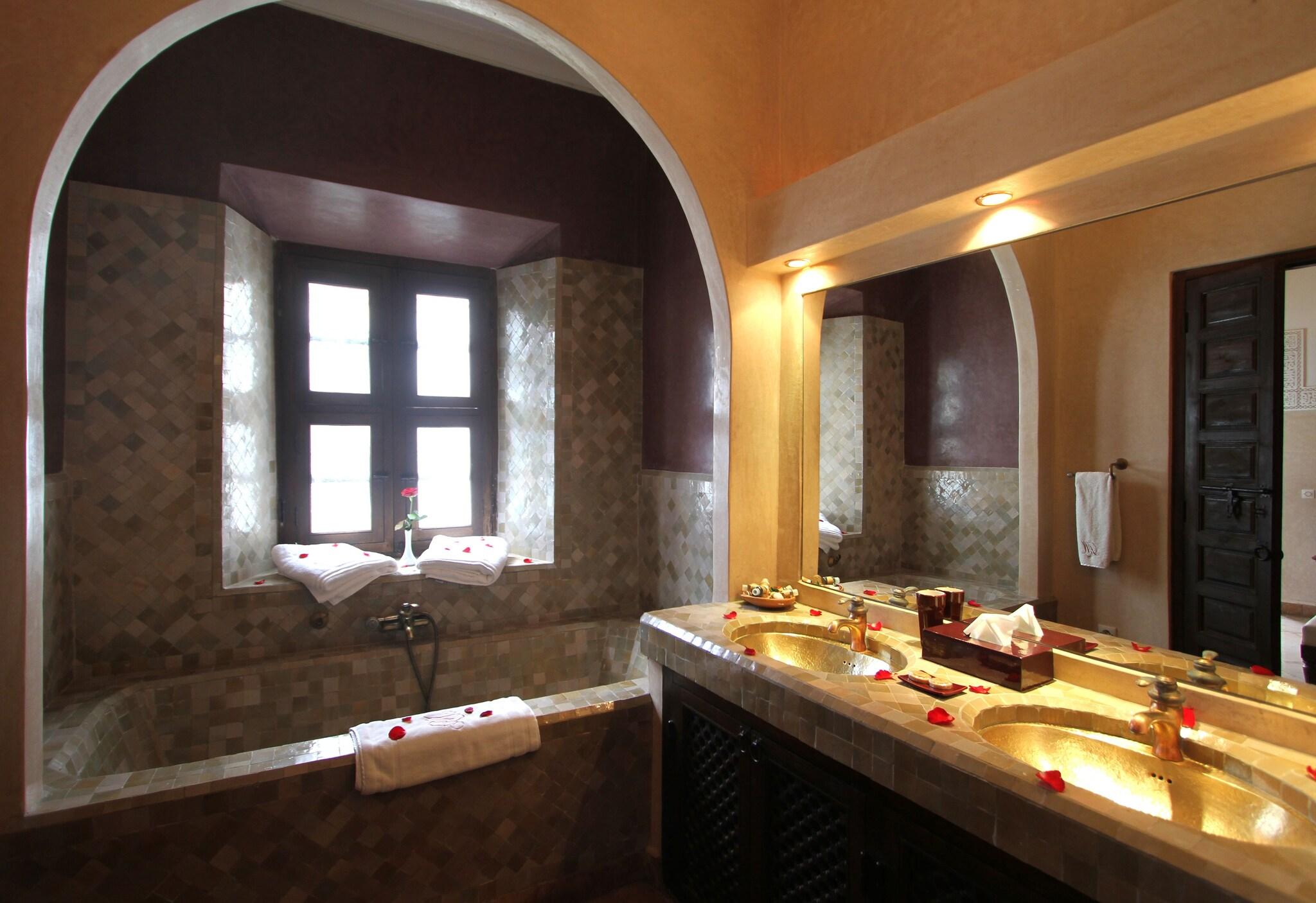 Double or Twin Superior King Bed