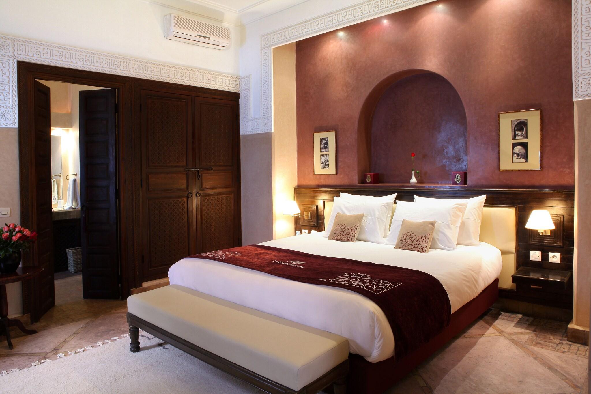 Double or Twin Superior King Bed